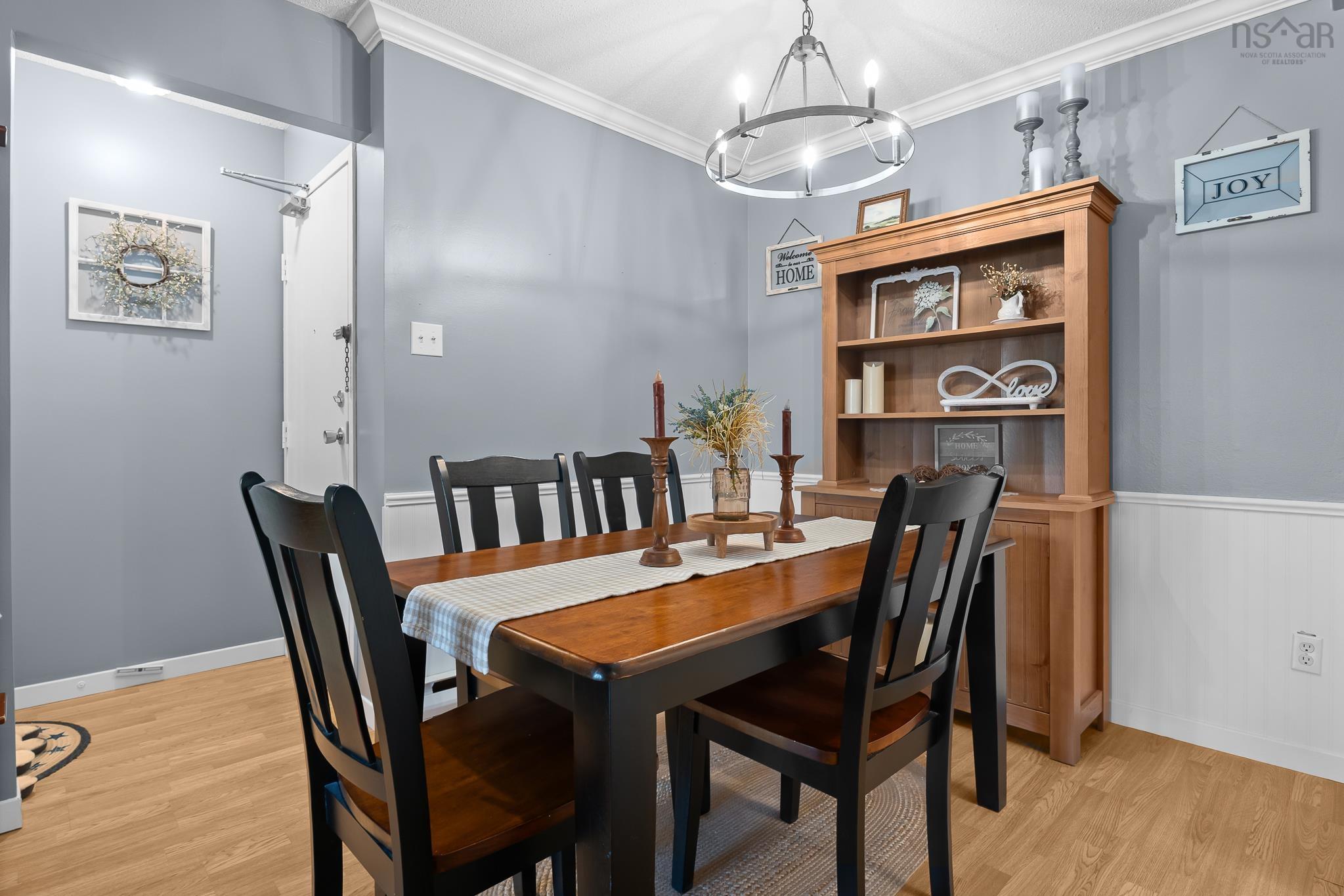 $320,000.00: 14 4 Rose Way, Dartmouth