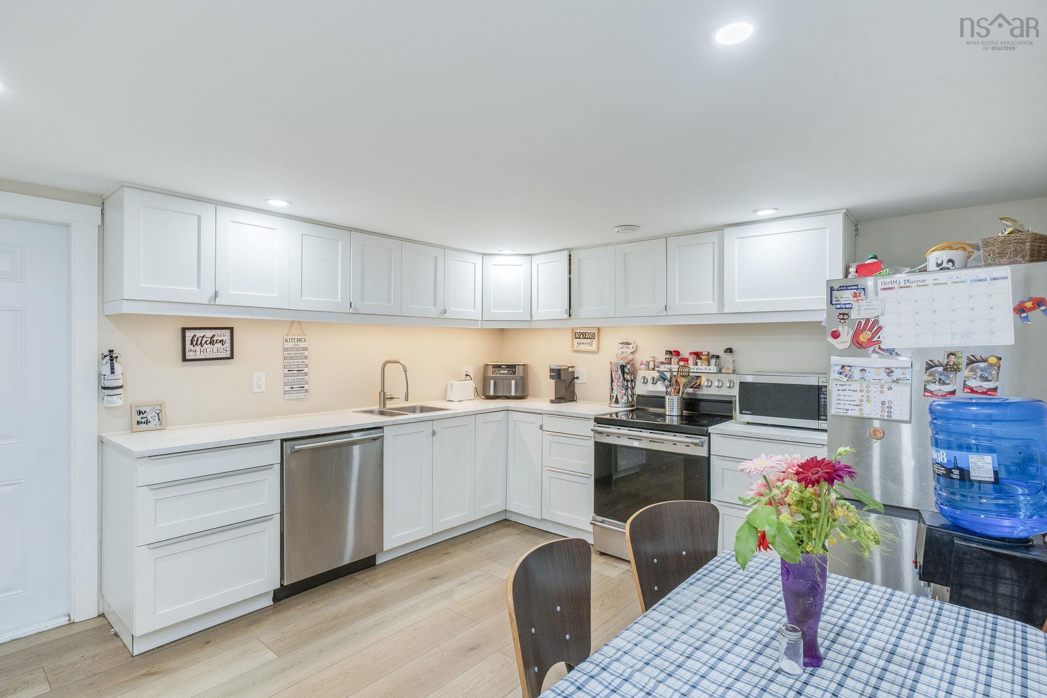 $675,000.00: 471 Clifton Avenue, Windsor