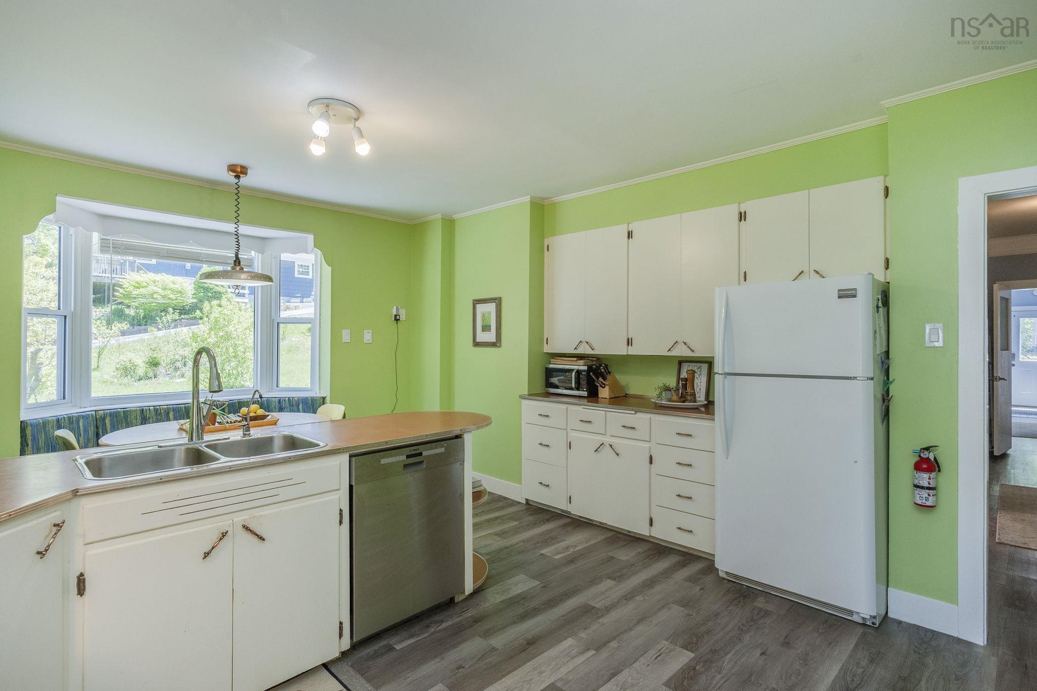 $675,000.00: 471 Clifton Avenue, Windsor