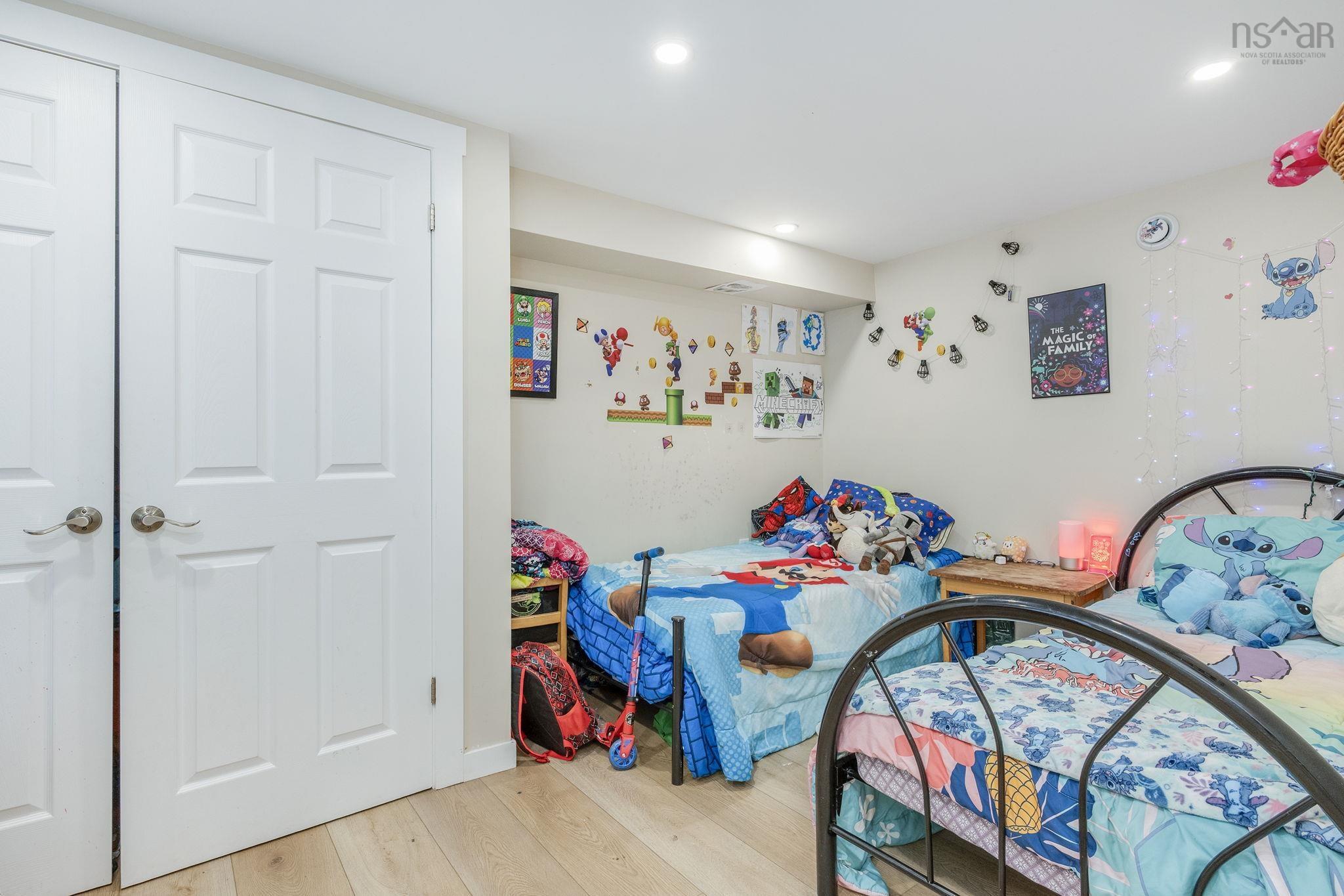 $675,000.00: 471 Clifton Avenue, Windsor