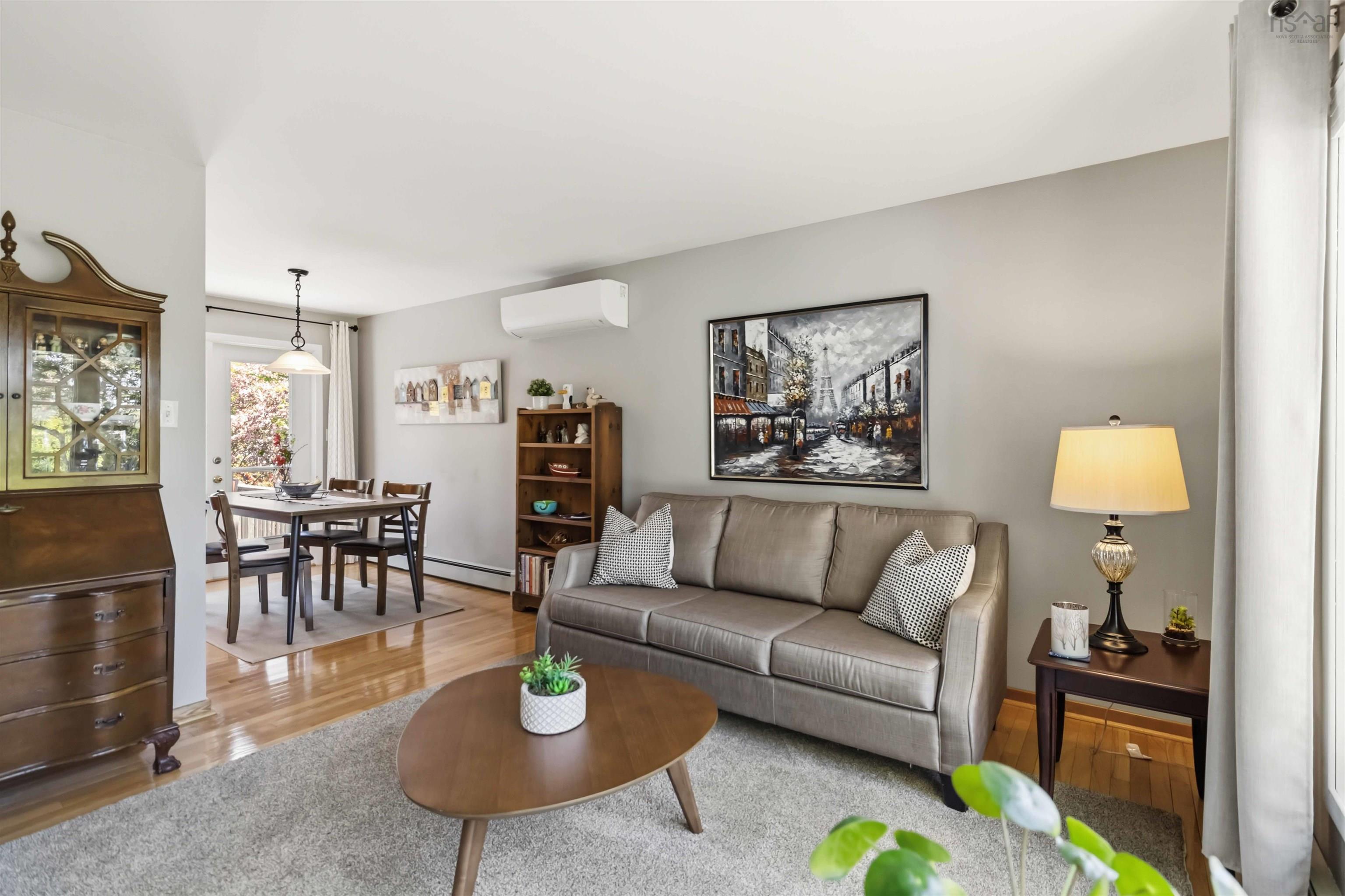 $595,500.00: 122 Brook Street, Lunenburg