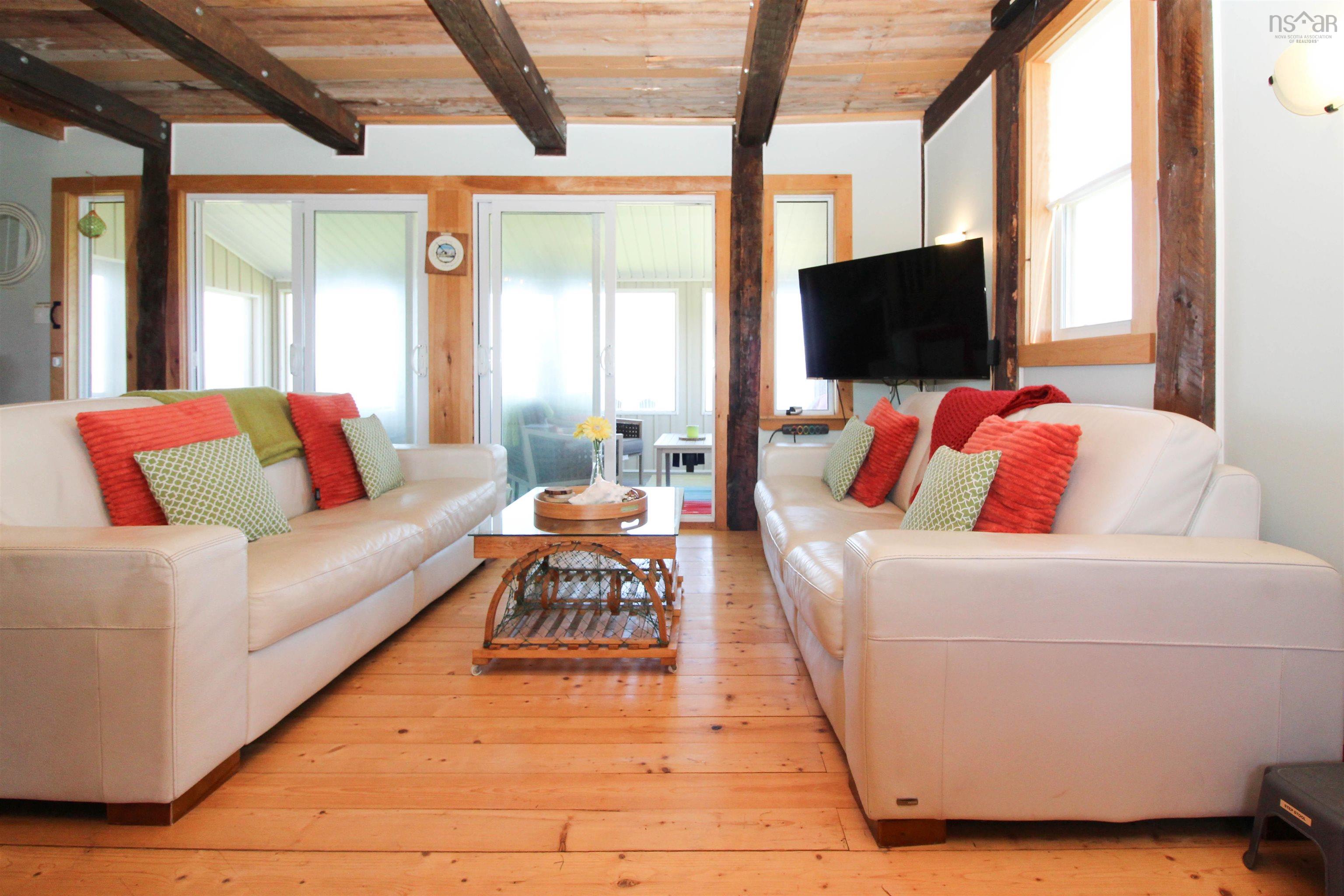 $575,000.00: 100 Sterling Lane, Brule Shore