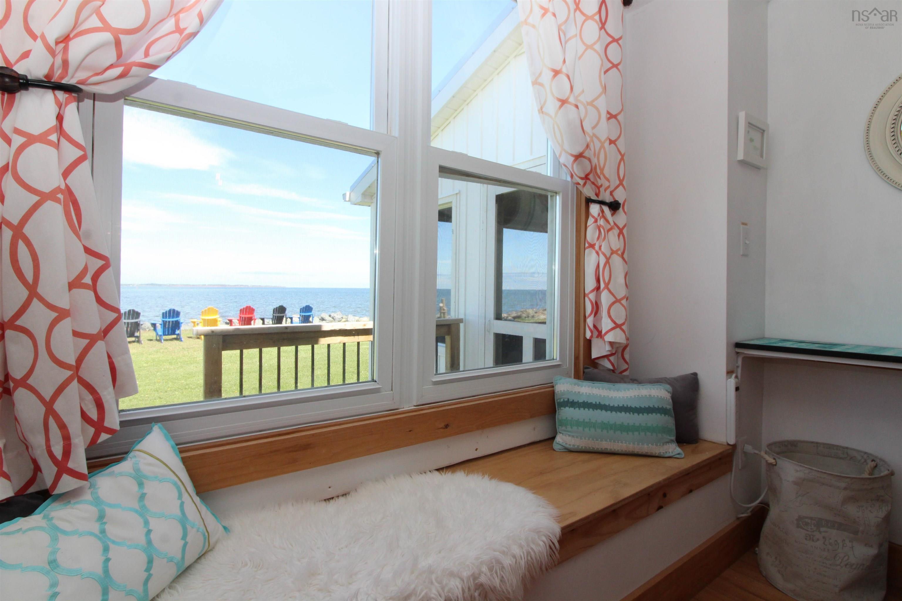 $575,000.00: 100 Sterling Lane, Brule Shore