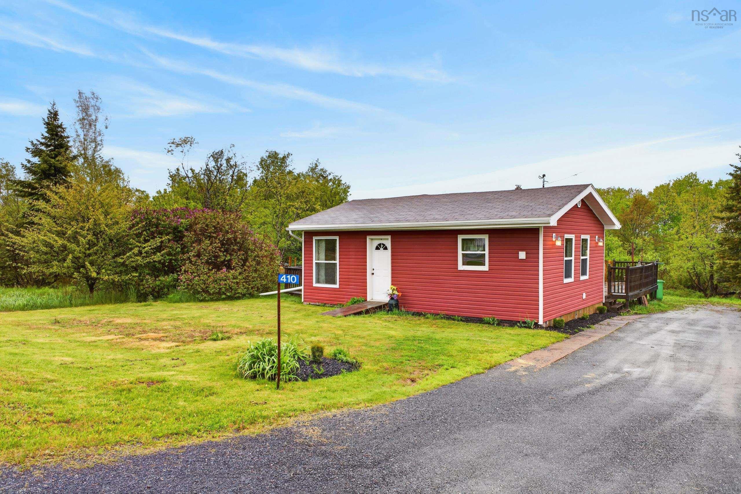 $180,000.00: 410 AUBURN Avenue, Stellarton