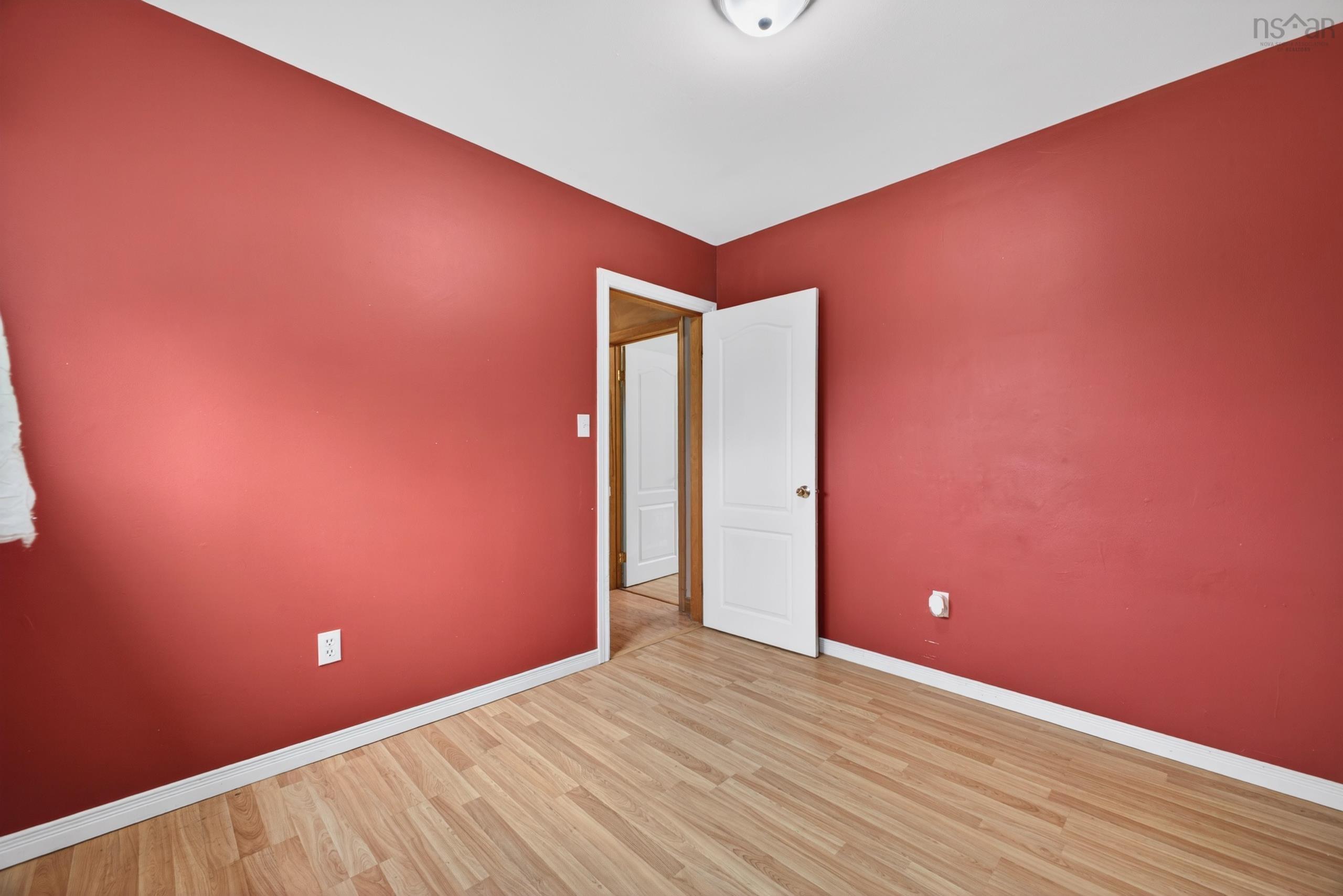 $180,000.00: 410 AUBURN Avenue, Stellarton