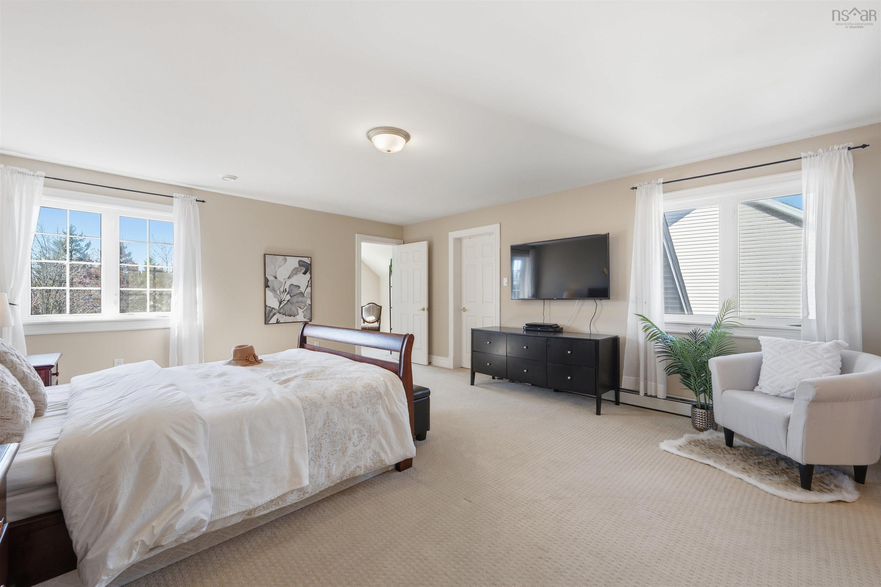 $1,099,000.00: 65 Roxbury Crescent, Halifax