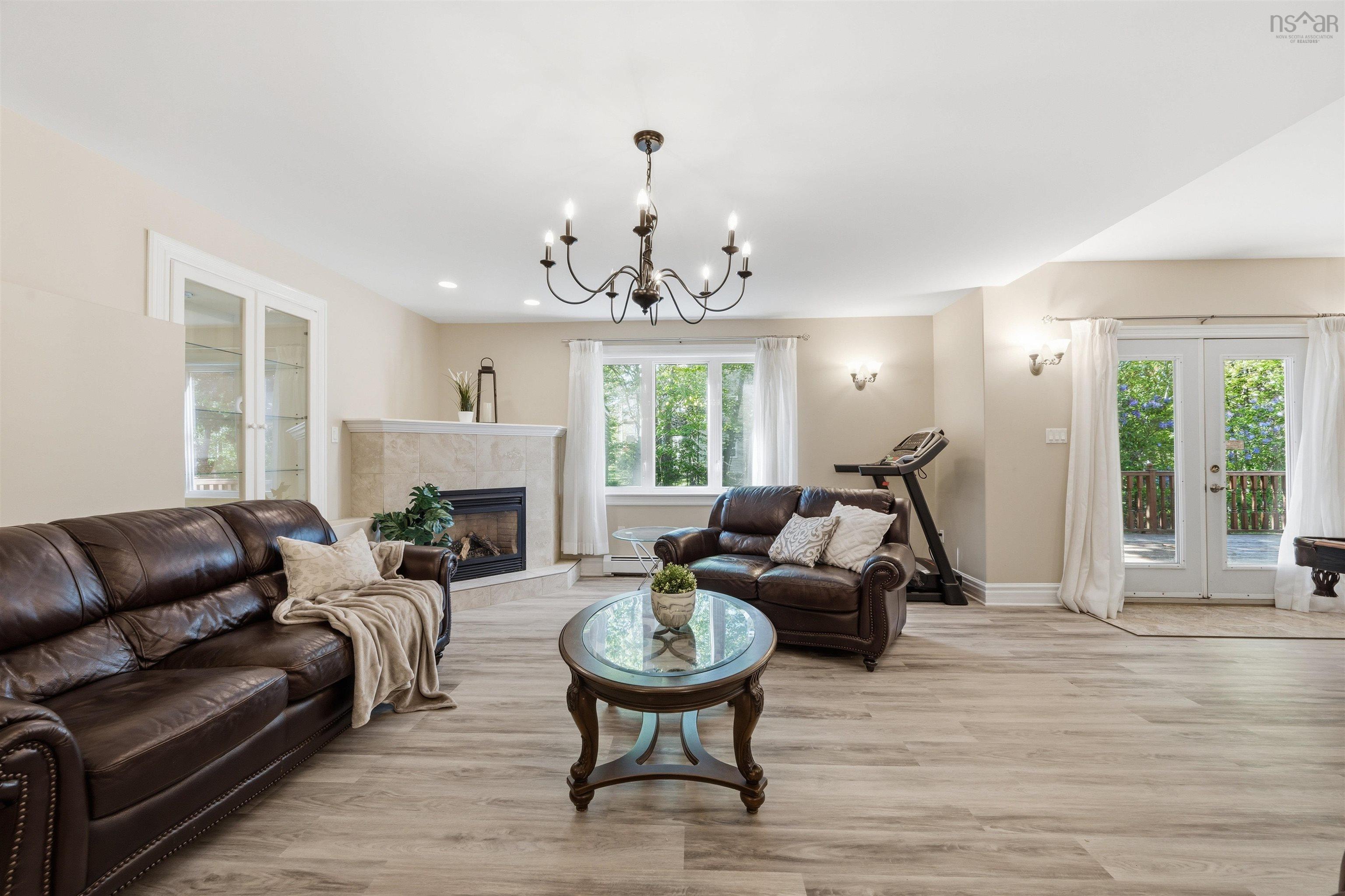 $1,099,000.00: 65 Roxbury Crescent, Halifax