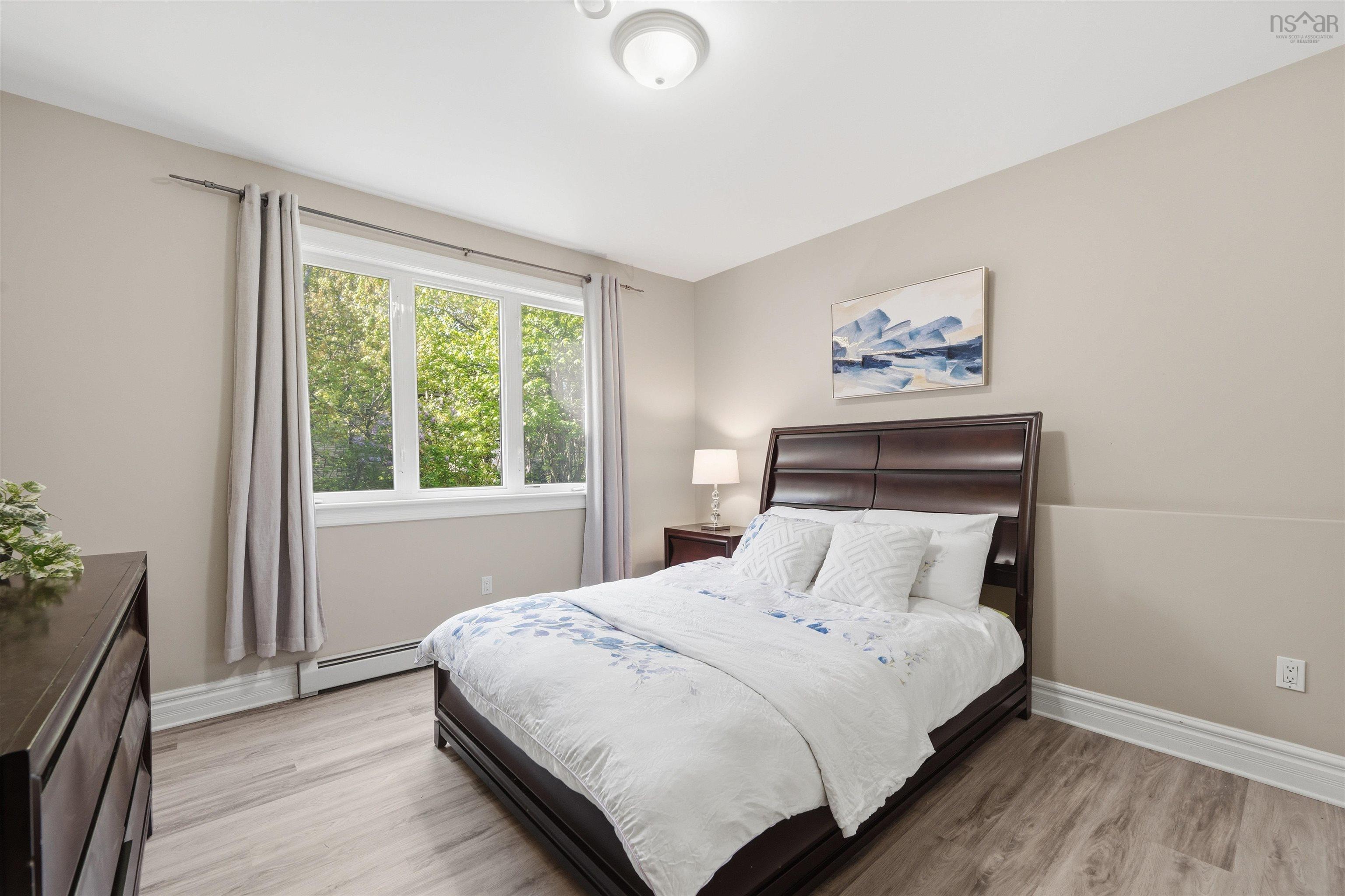 $1,099,000.00: 65 Roxbury Crescent, Halifax