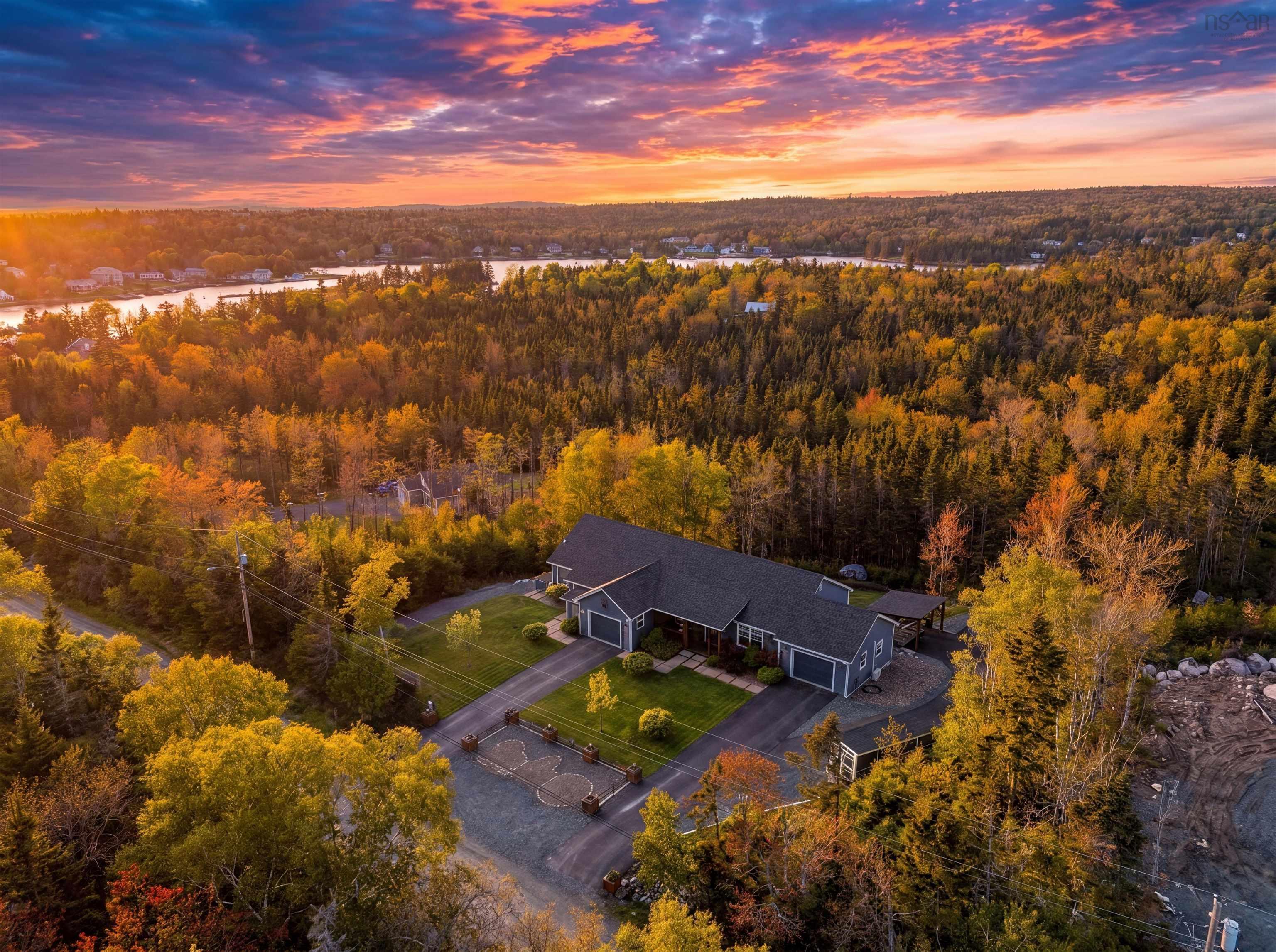 27/29 27 Pioneer Hill, Whites Lake, NS (MLS® 202613484)