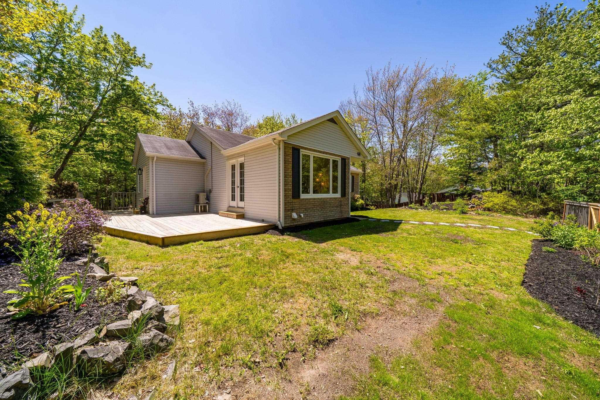 $695,000.00: 60 Saskatoon Drive, Halifax