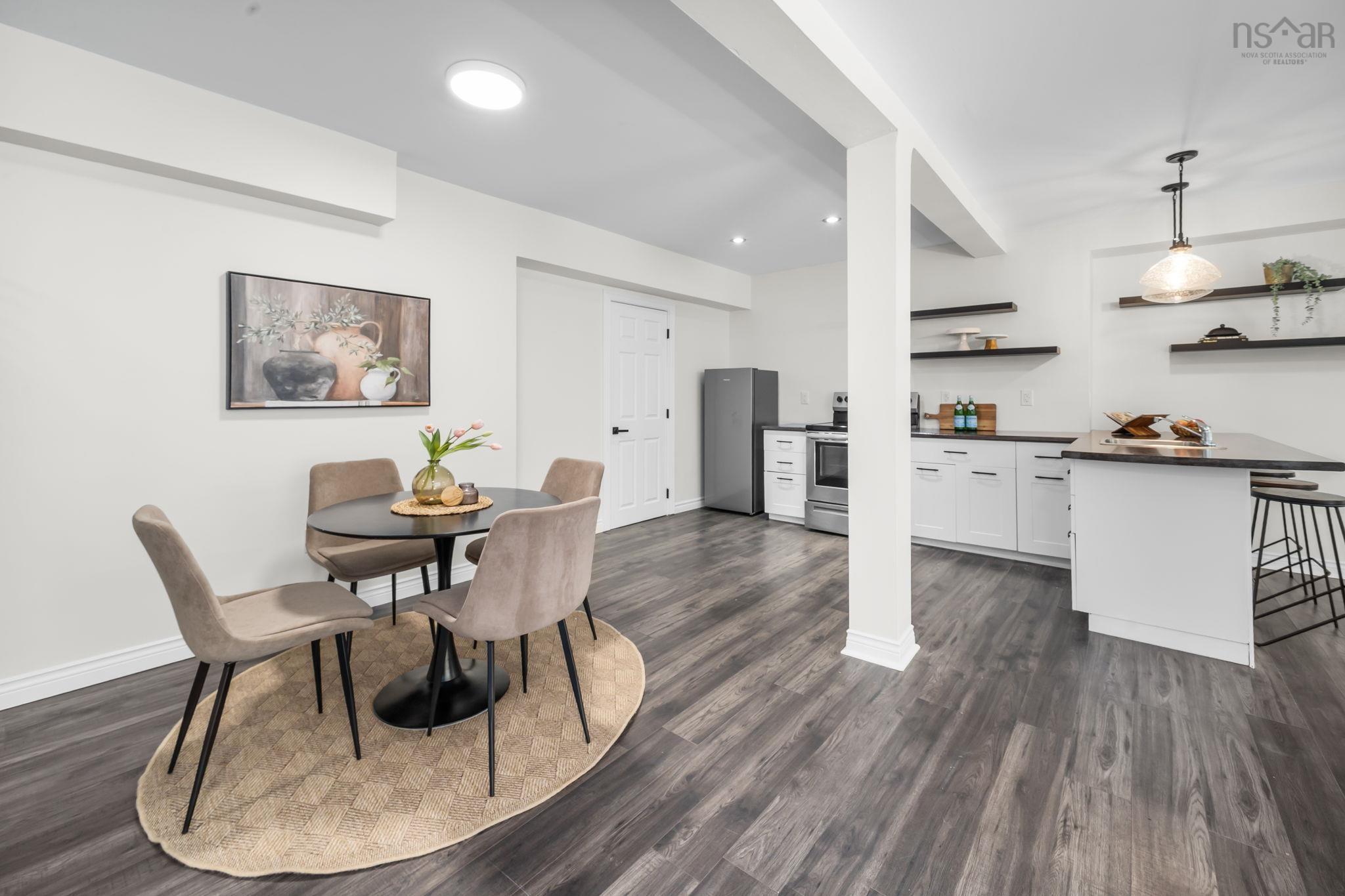$695,000.00: 60 Saskatoon Drive, Halifax