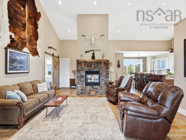 $1,500,000.00: 1102 Cape Jack Road, Cape Jack