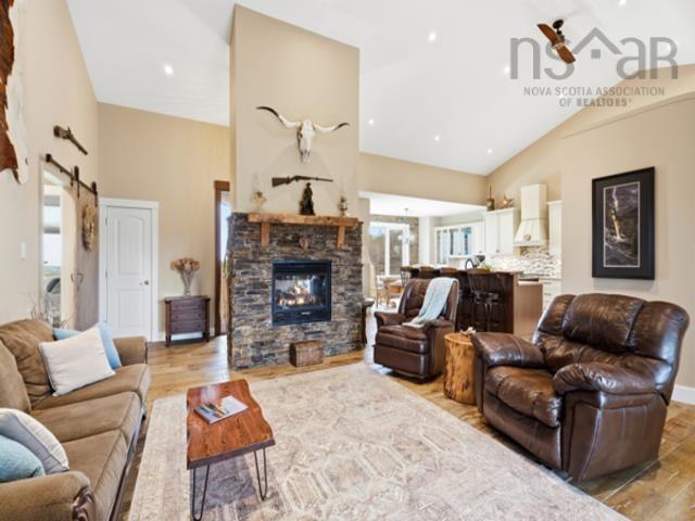 $1,500,000.00: 1102 Cape Jack Road, Cape Jack