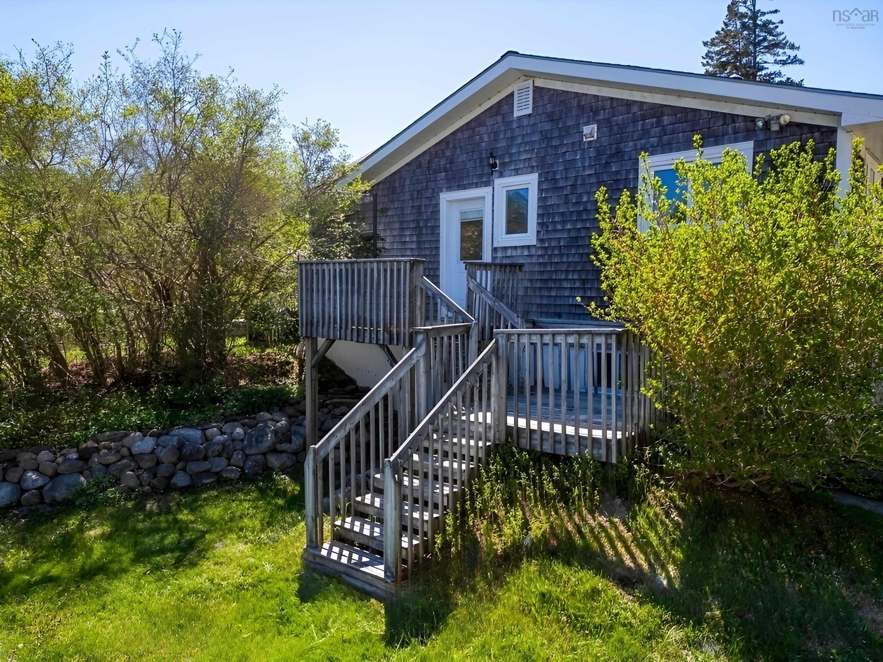 $449,000.00: 4332 Hwy 329, Bayswater