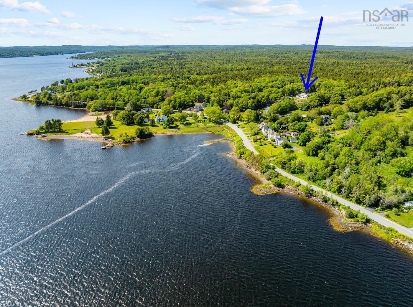 $1,999,000.00: 4808 332 Highway, East Lahave