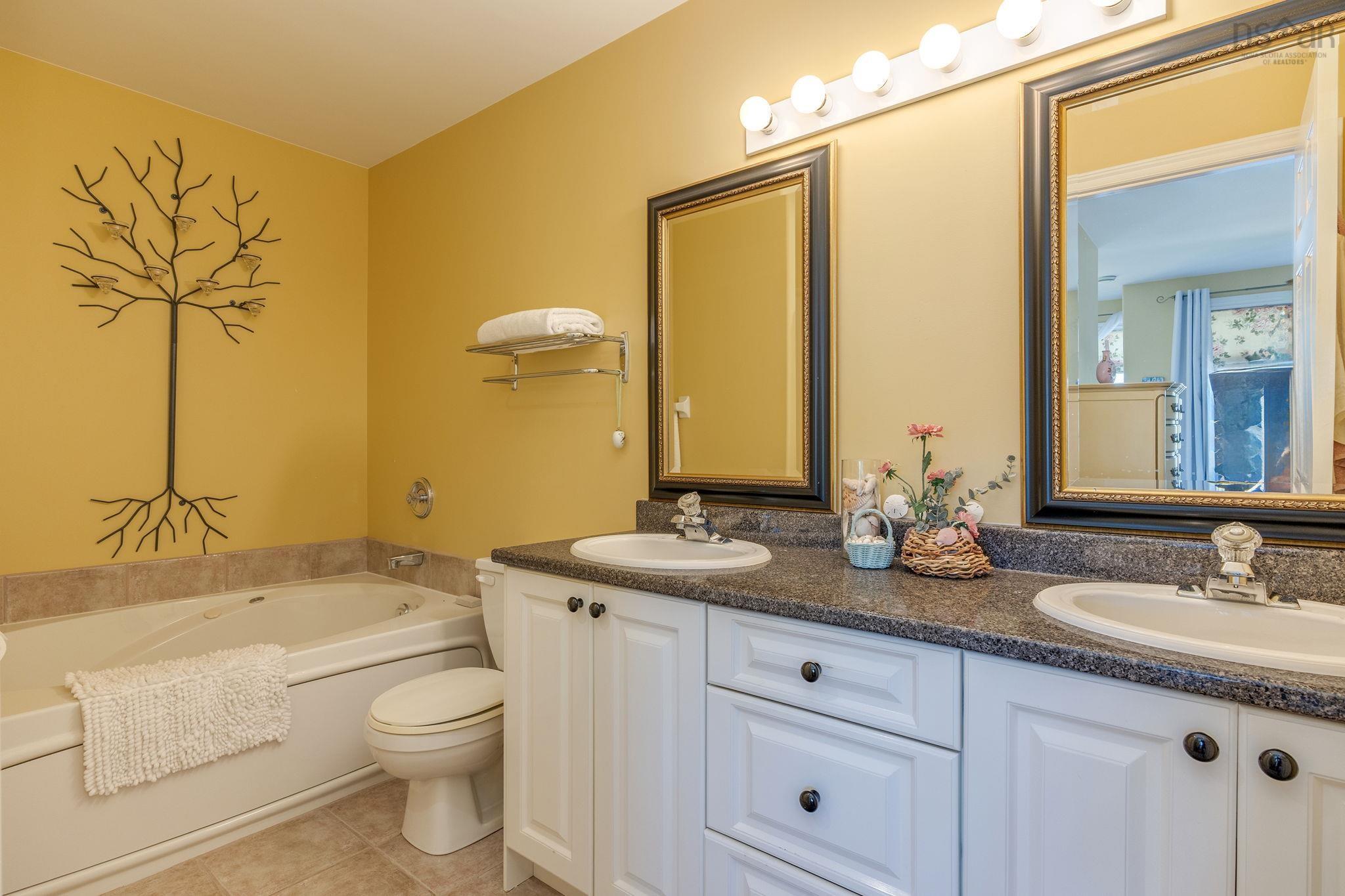 5 Arthur Lismer Court, Bedford, NS (MLS 202613566)