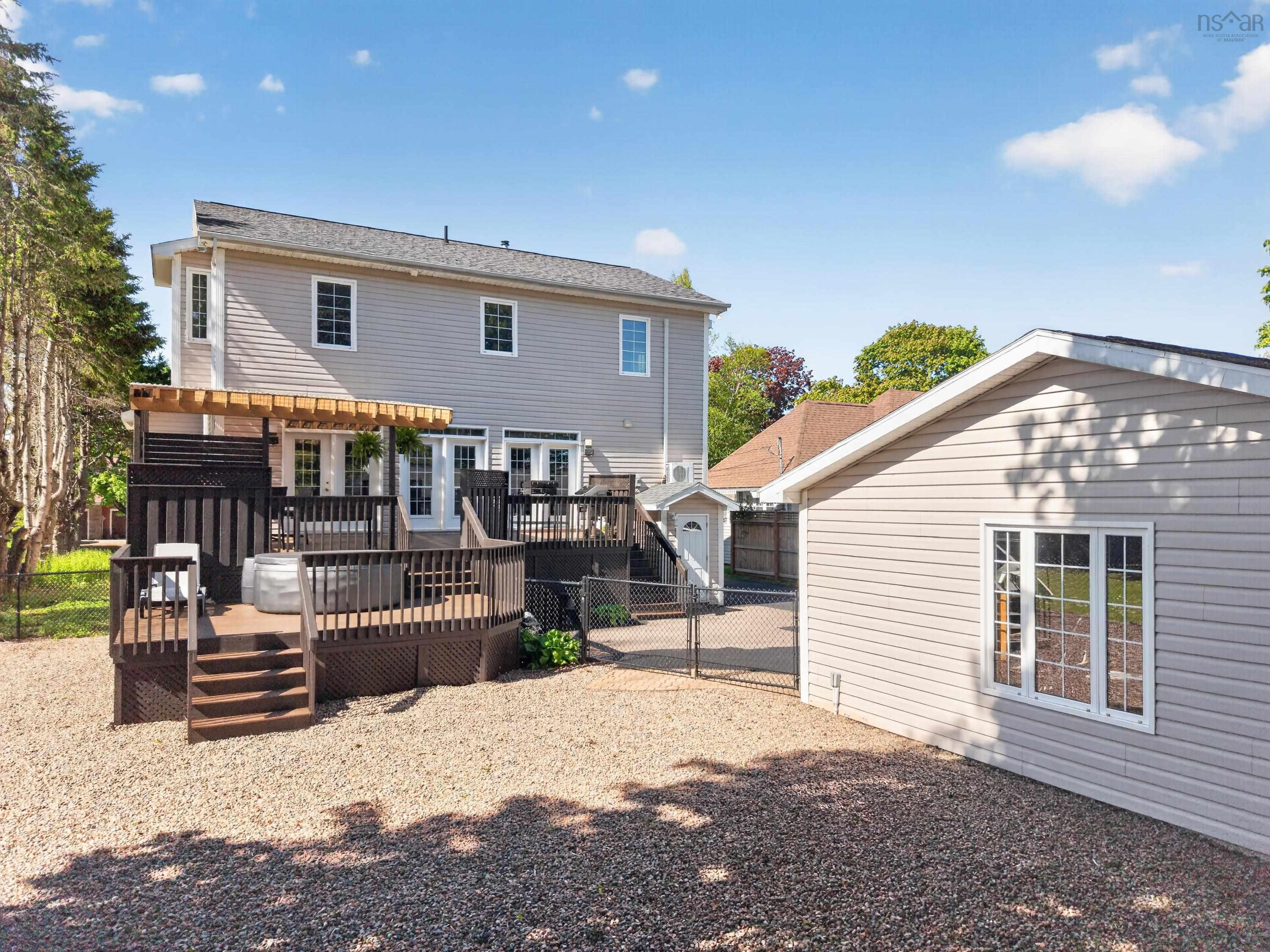 $1,100,000.00: 46 Smith Avenue, Truro