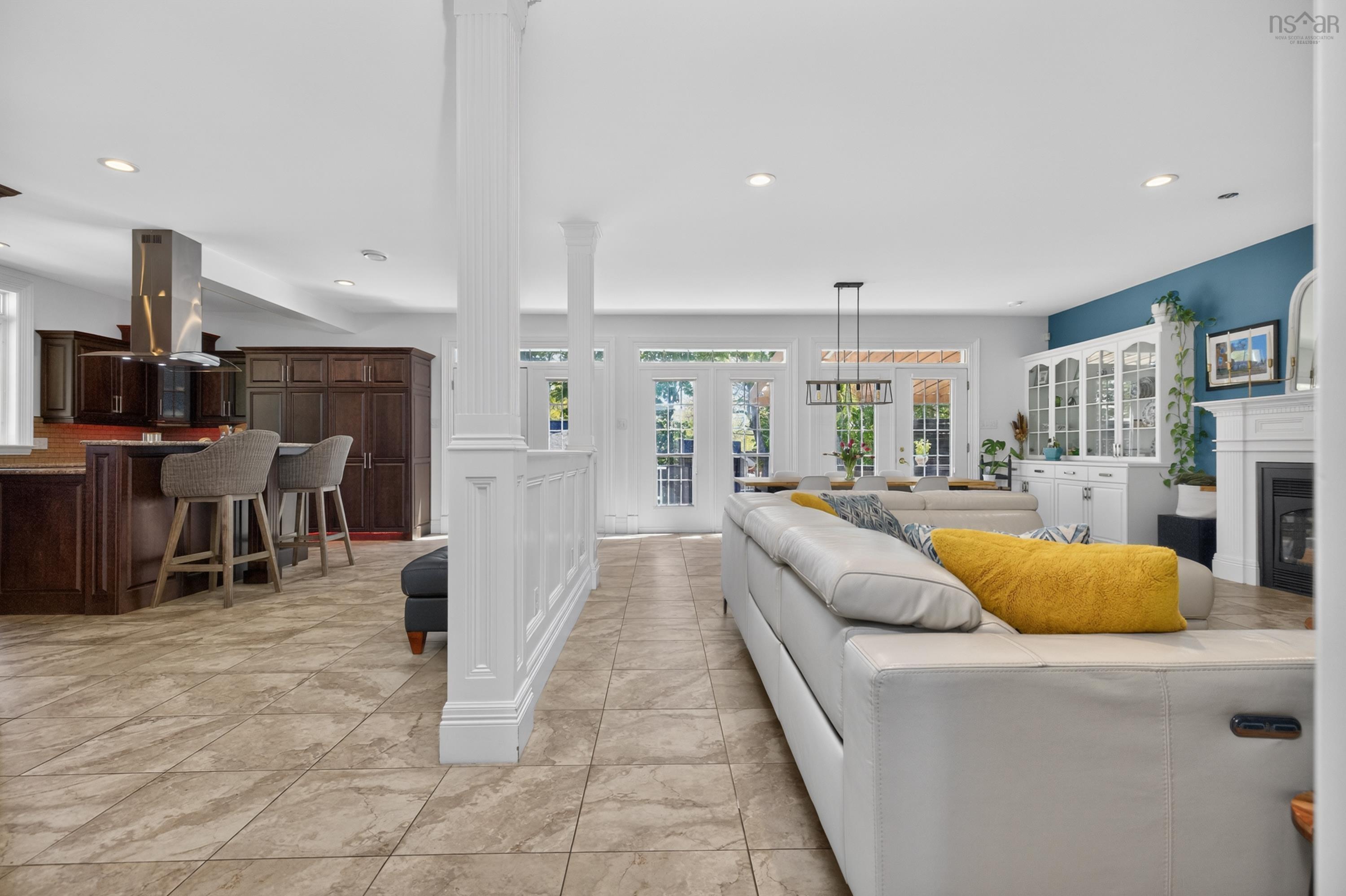 $1,100,000.00: 46 Smith Avenue, Truro