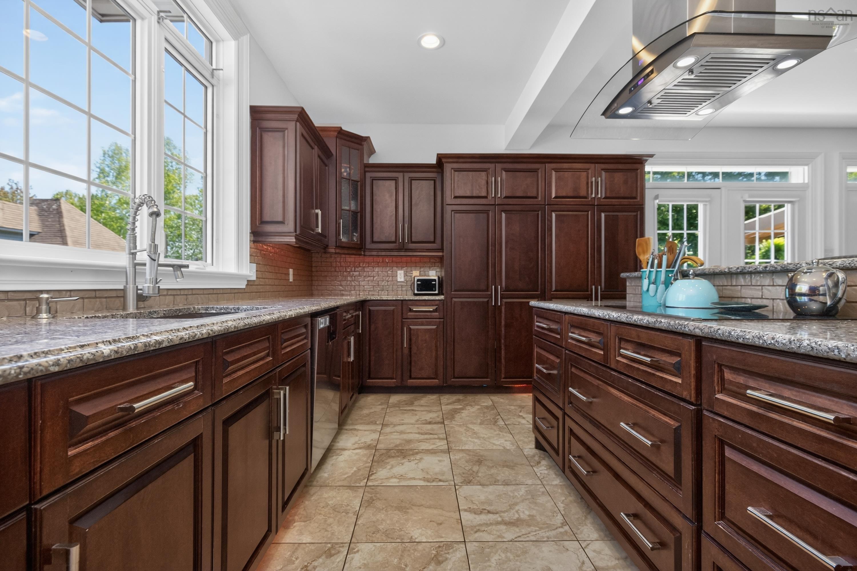 $1,100,000.00: 46 Smith Avenue, Truro