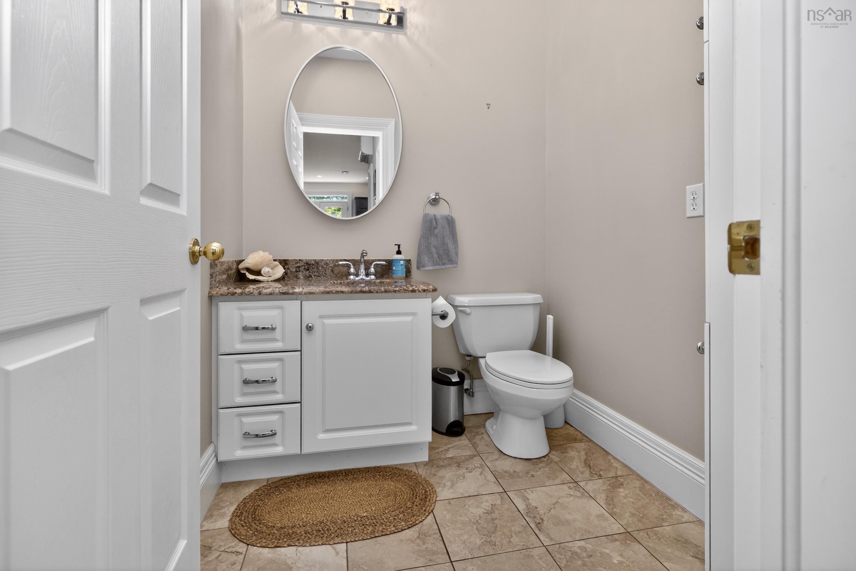 $1,100,000.00: 46 Smith Avenue, Truro