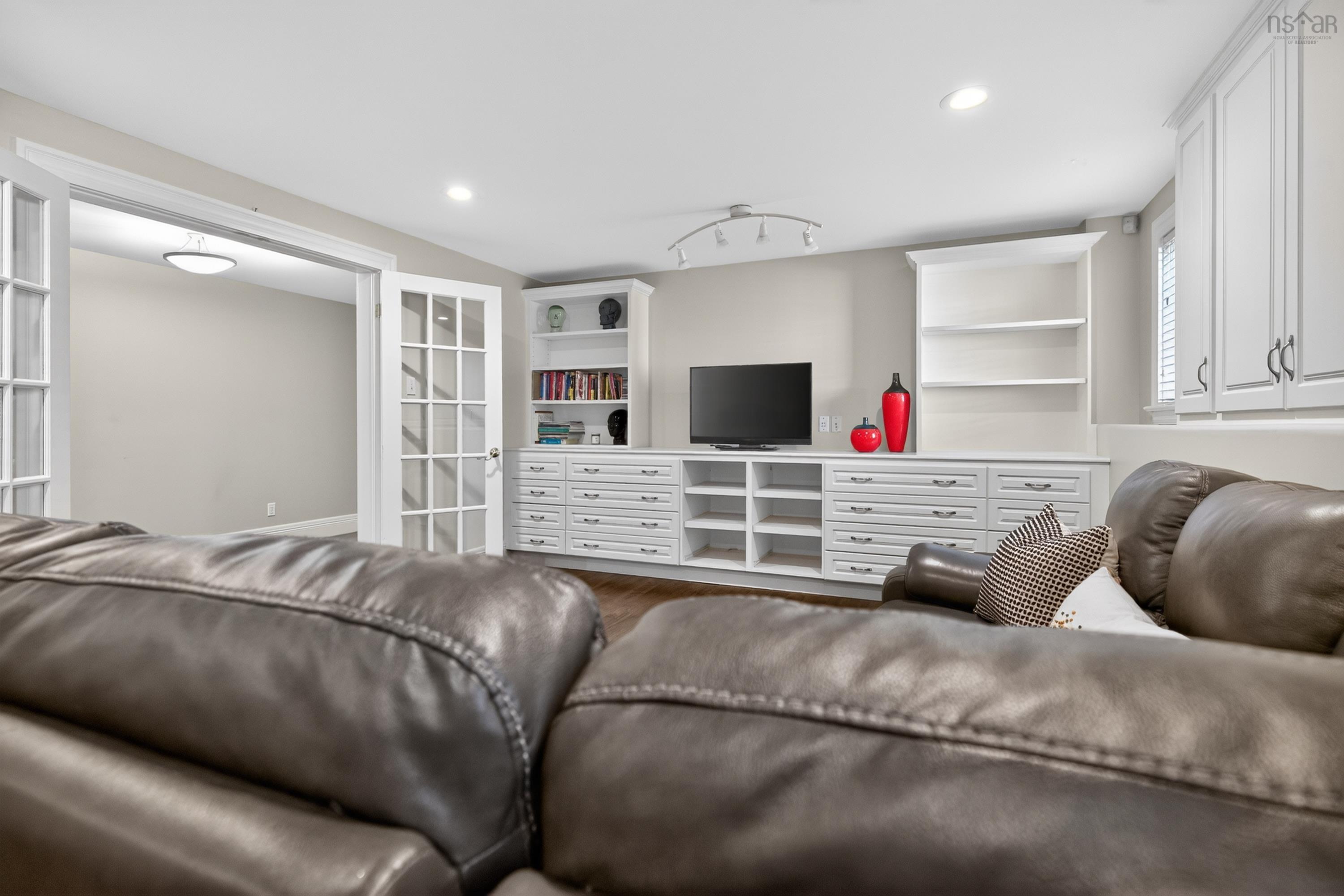 $1,100,000.00: 46 Smith Avenue, Truro