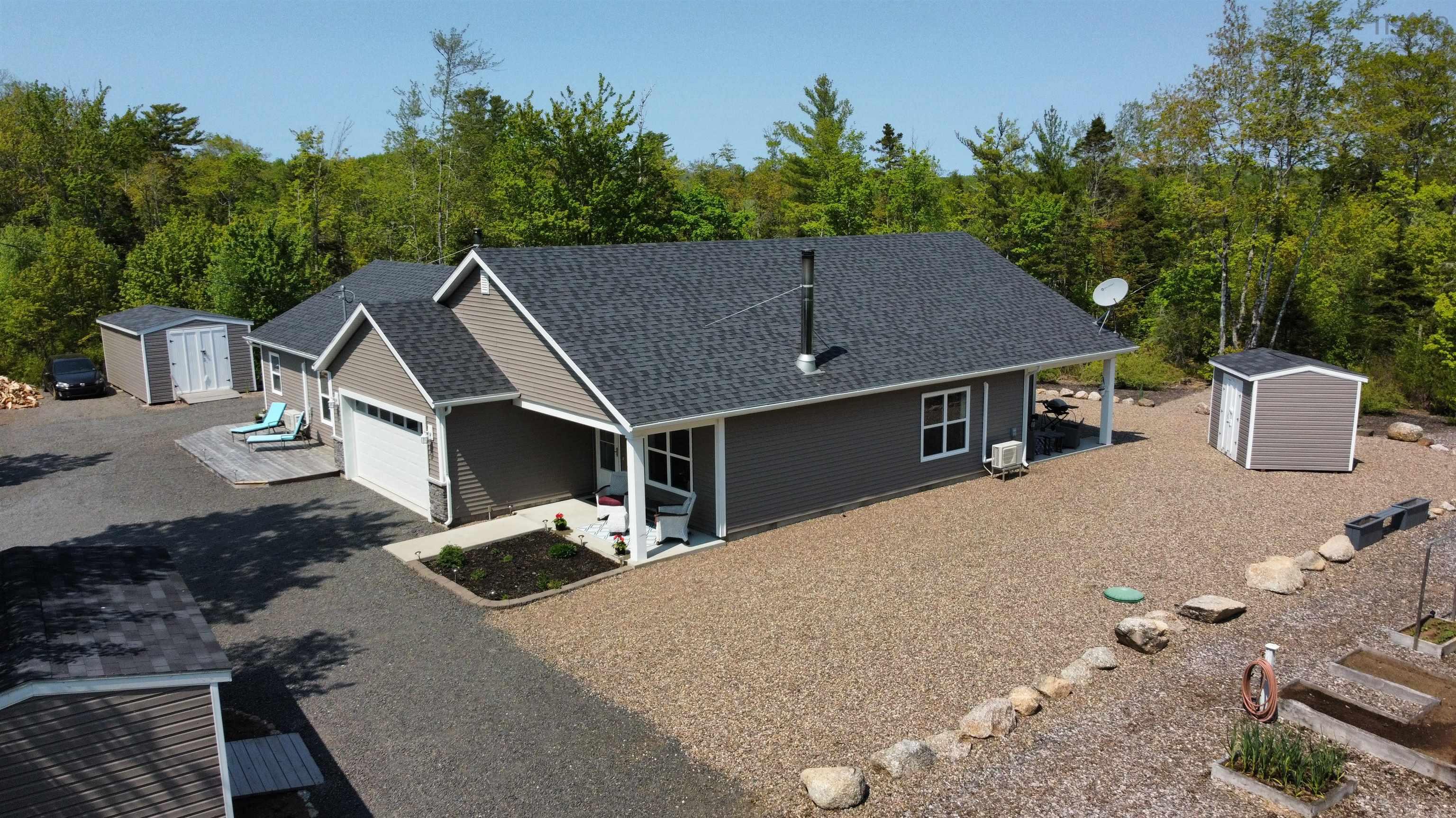 $649,900.00: 3344 Highway 12, Welton Landing
