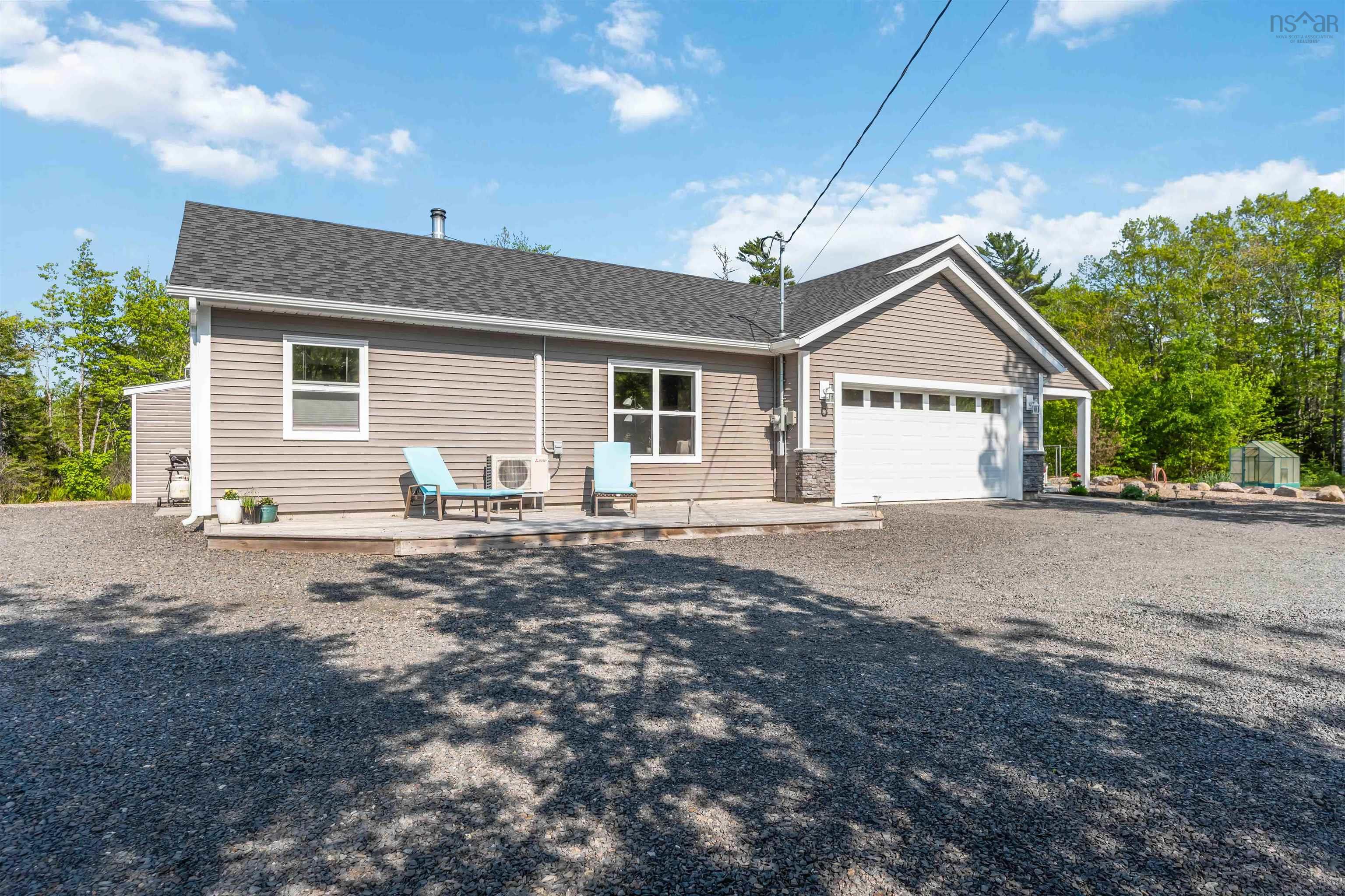 $649,900.00: 3344 Highway 12, Welton Landing