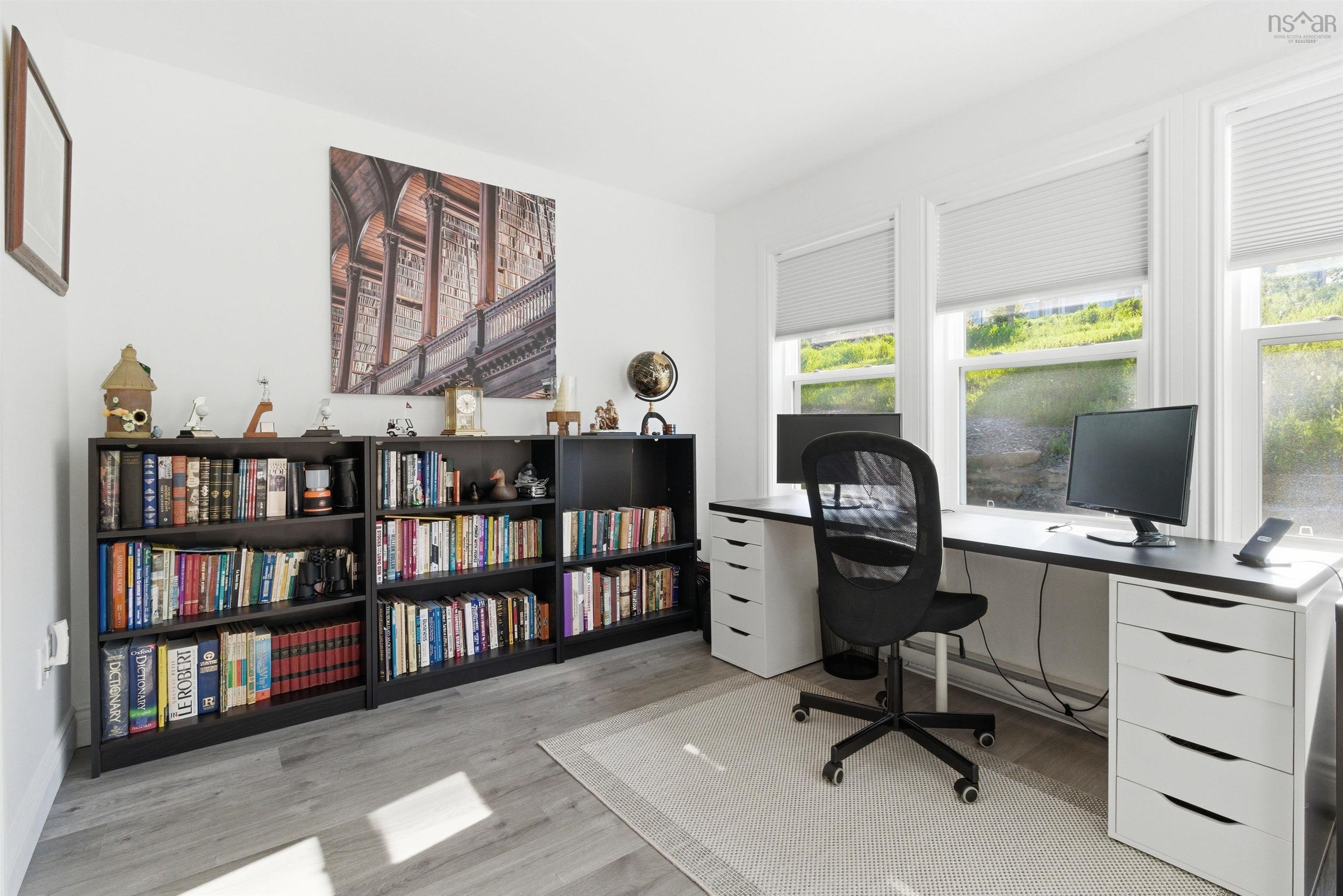 $500,000.00: 8 Goldenrod Court, Falmouth