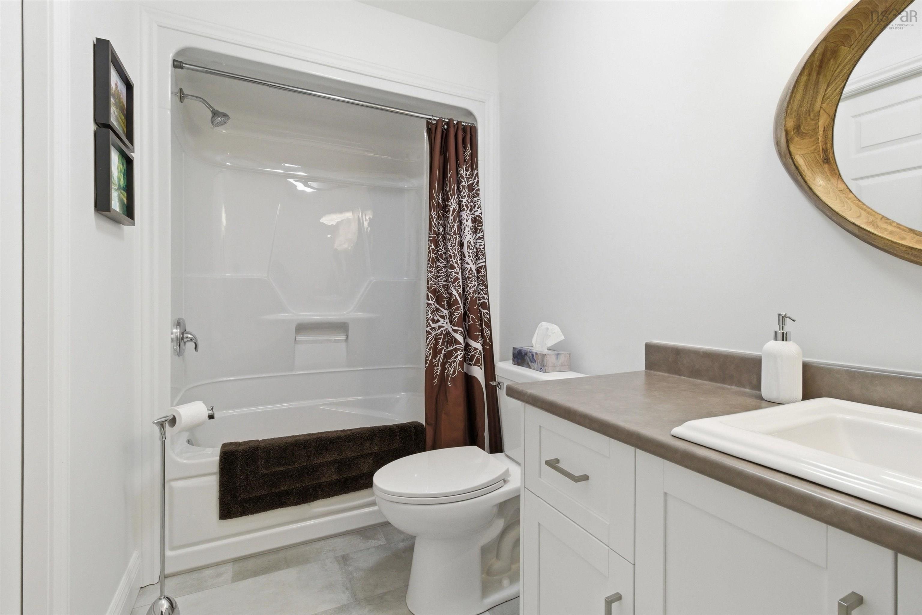 $500,000.00: 8 Goldenrod Court, Falmouth