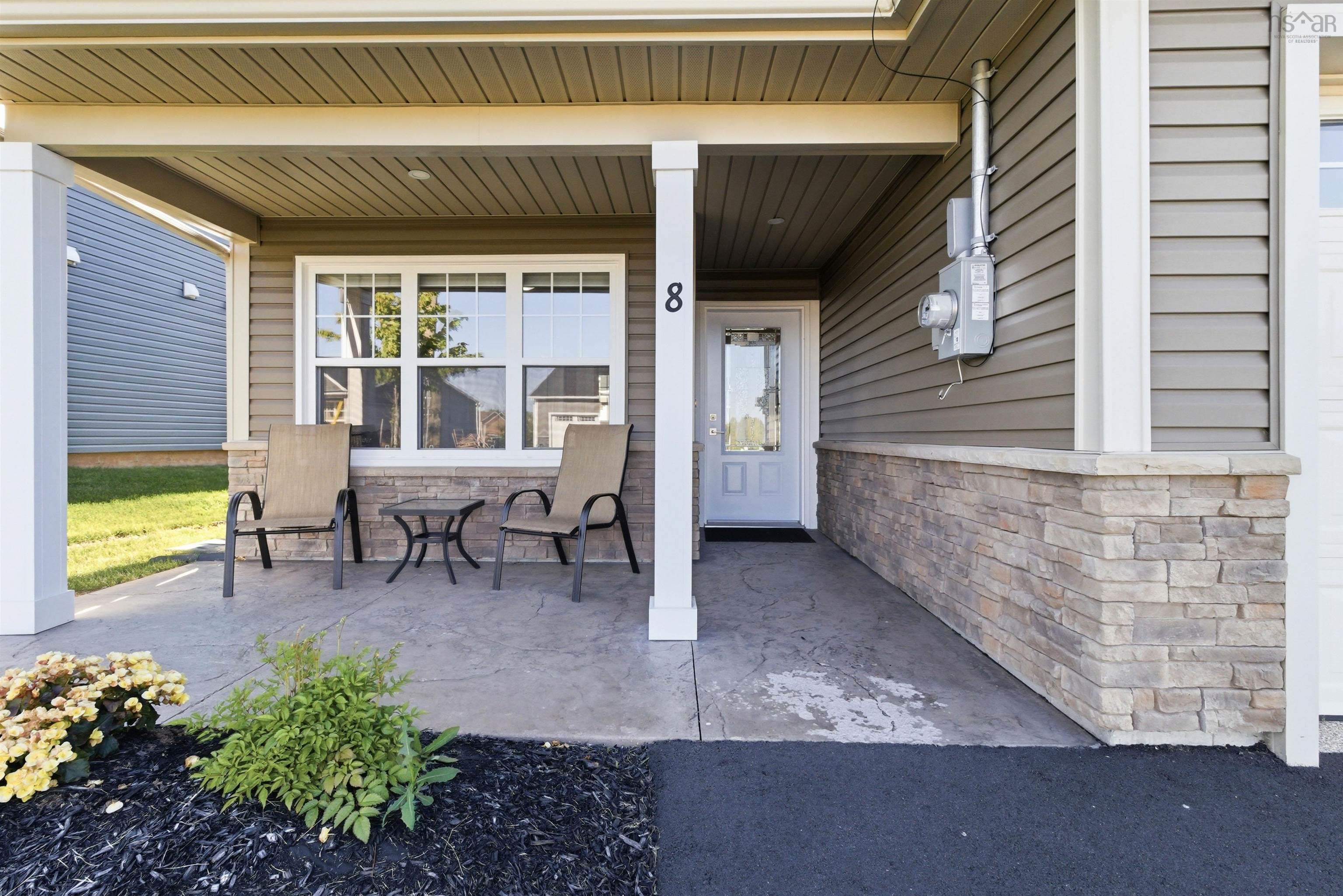 $500,000.00: 8 Goldenrod Court, Falmouth