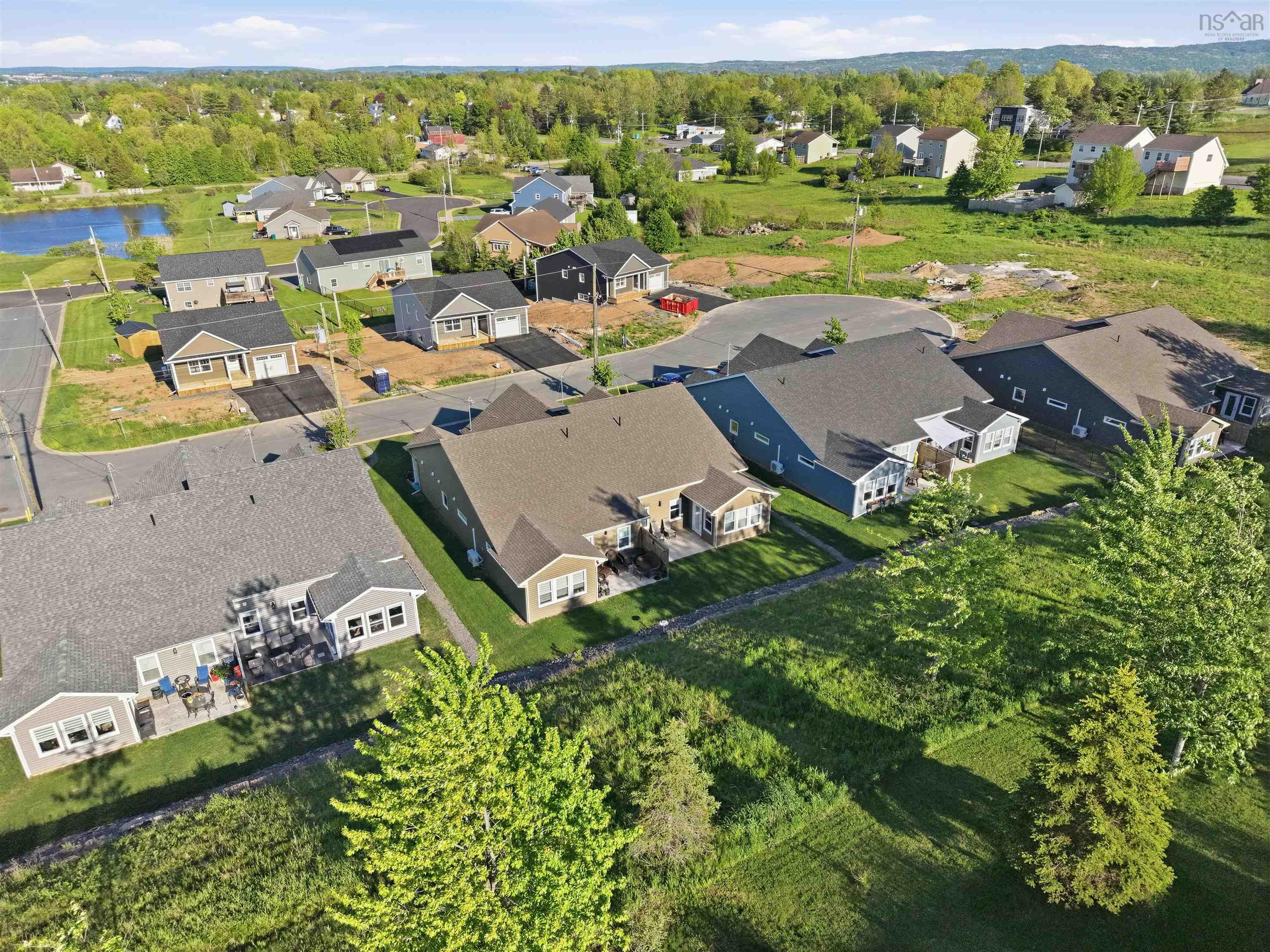 $500,000.00: 8 Goldenrod Court, Falmouth