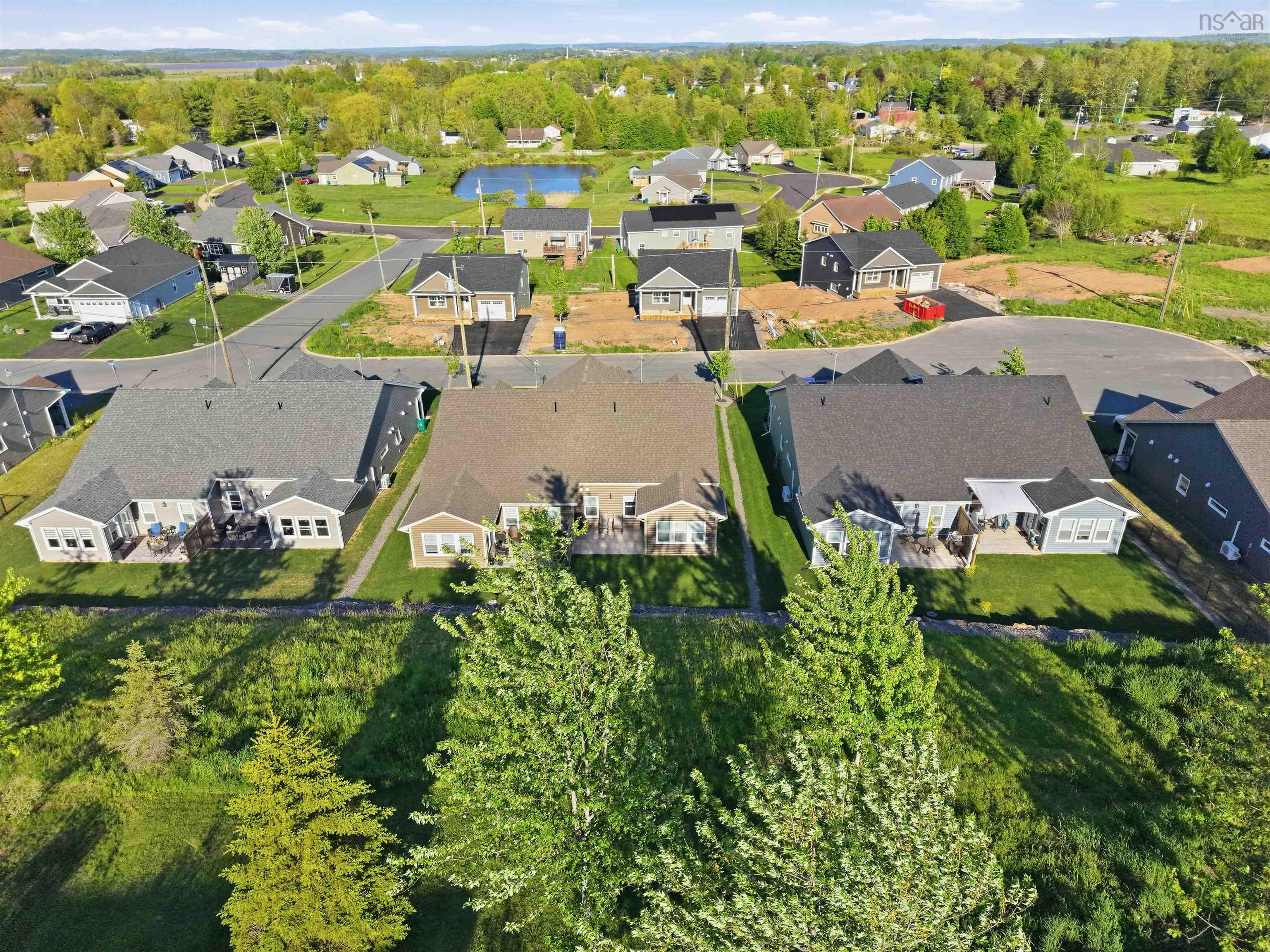 $500,000.00: 8 Goldenrod Court, Falmouth