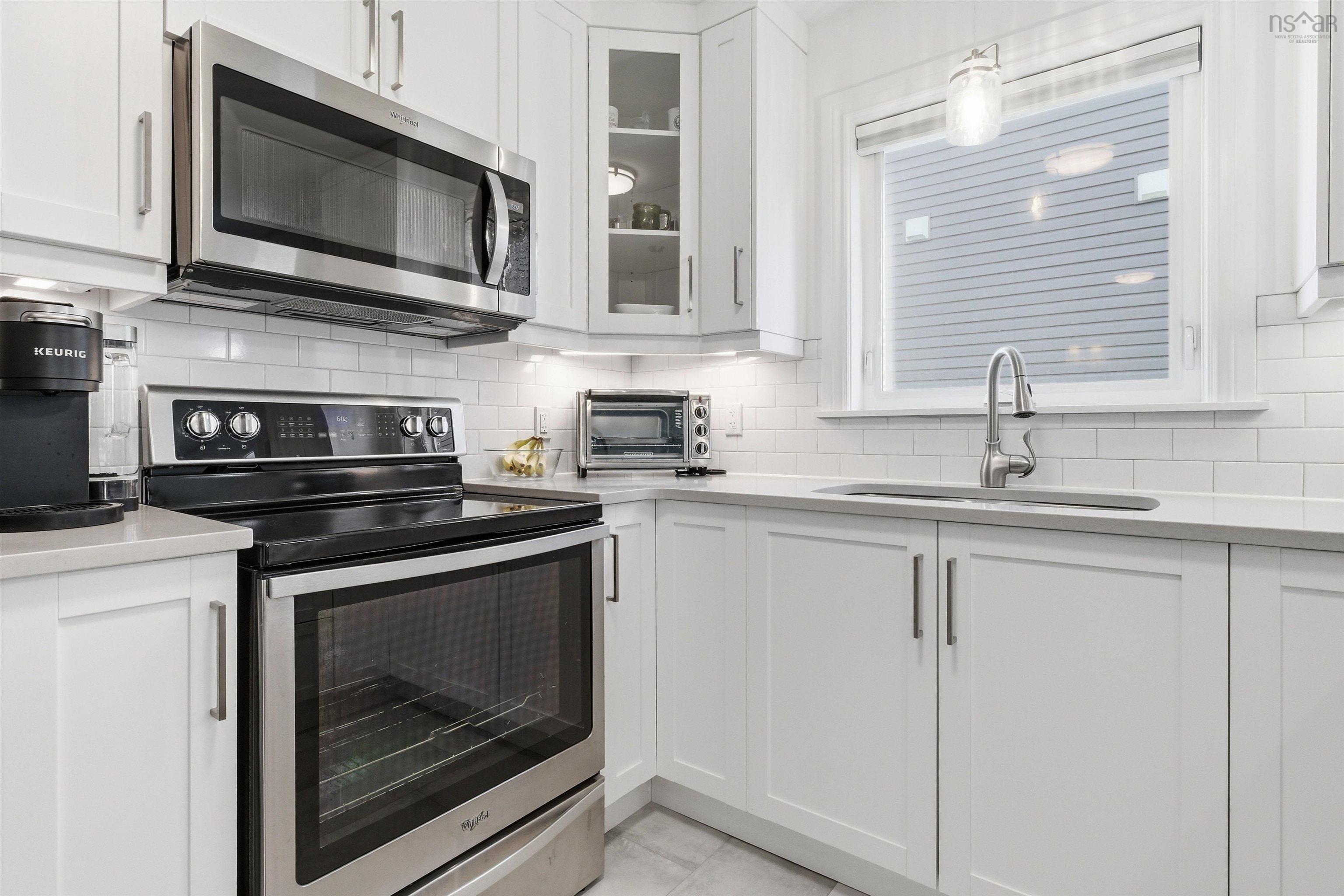 $500,000.00: 8 Goldenrod Court, Falmouth
