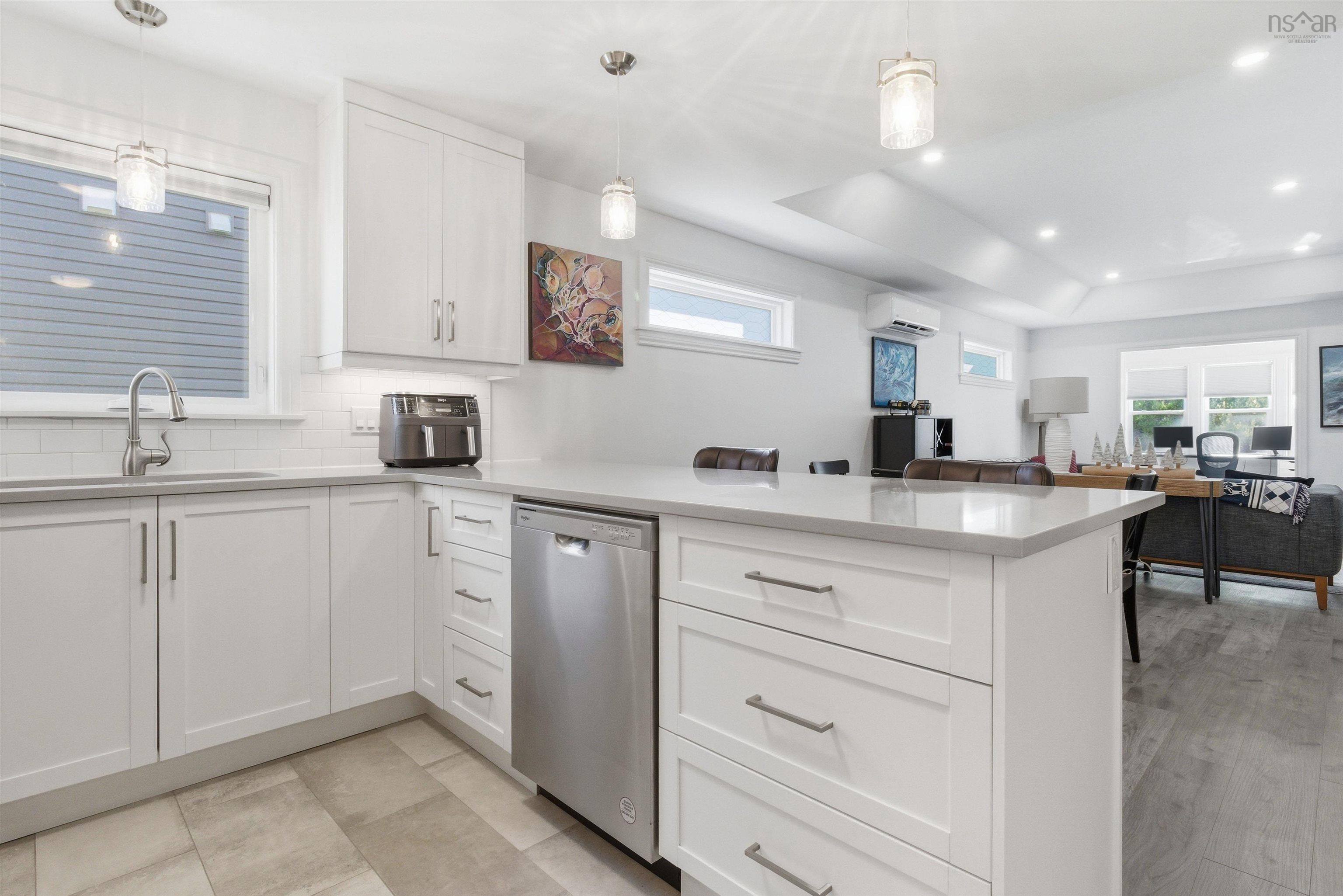 $500,000.00: 8 Goldenrod Court, Falmouth