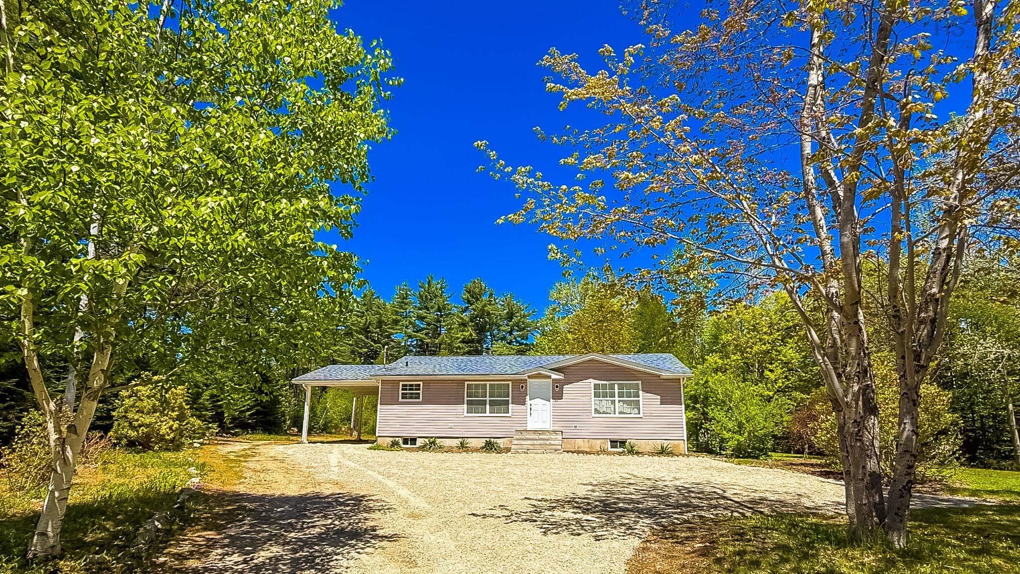 $399,900.00: 7822 Highway 3, Martins River
