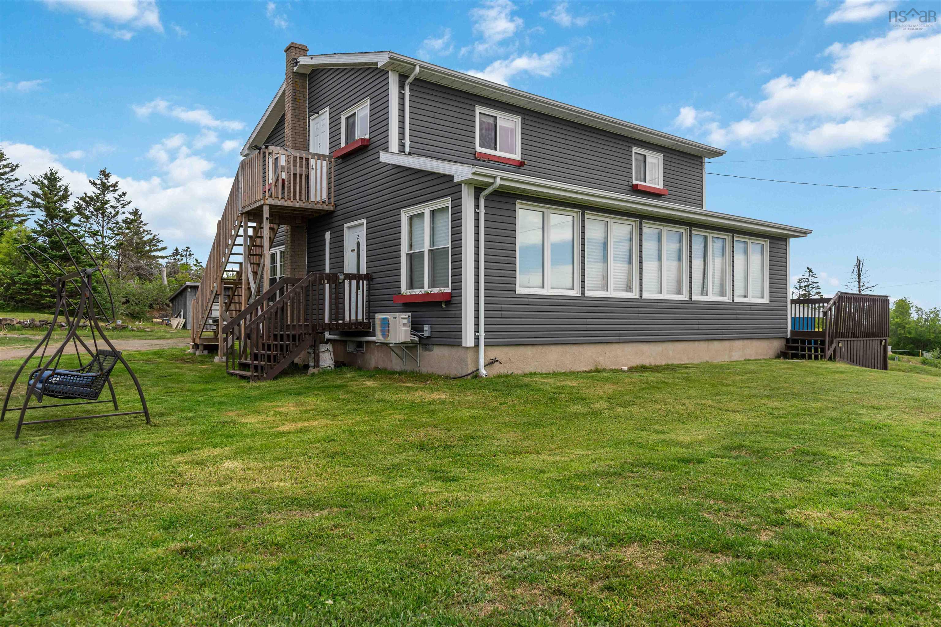 $700,000.00: 50 Whale Cove Road, Whale Cove