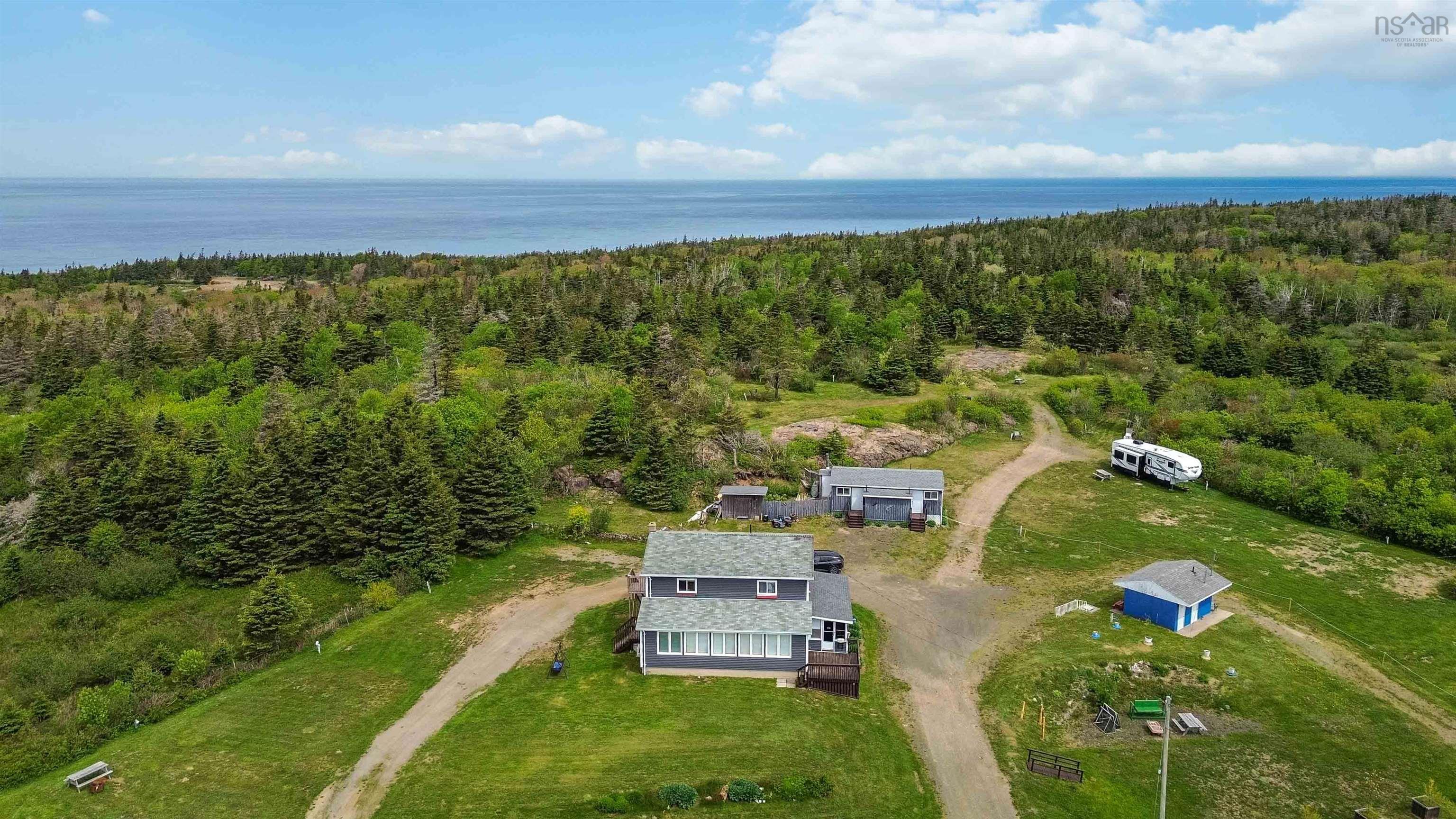 $700,000.00: 50 Whale Cove Road, Whale Cove