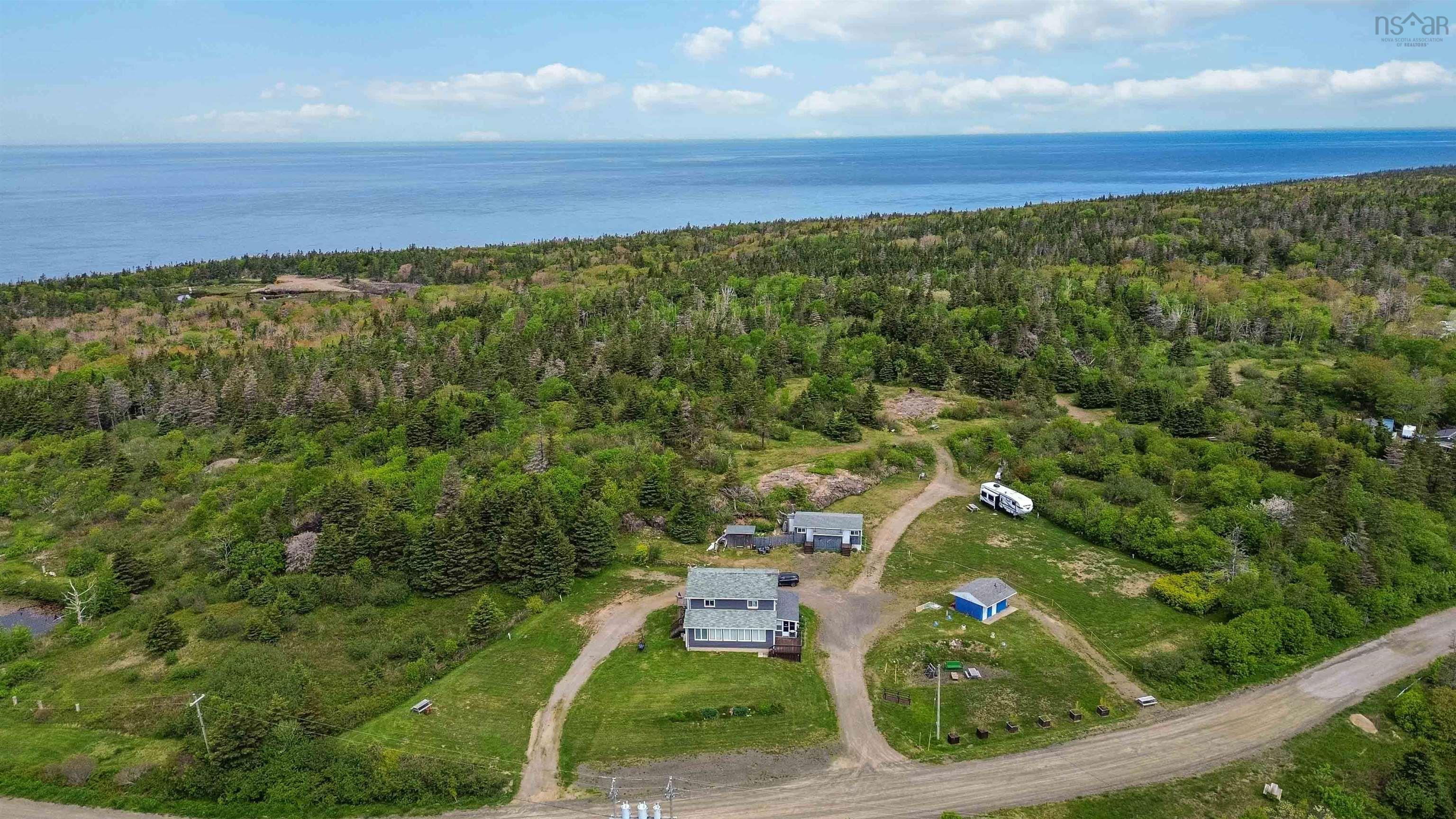 $700,000.00: 50 Whale Cove Road, Whale Cove