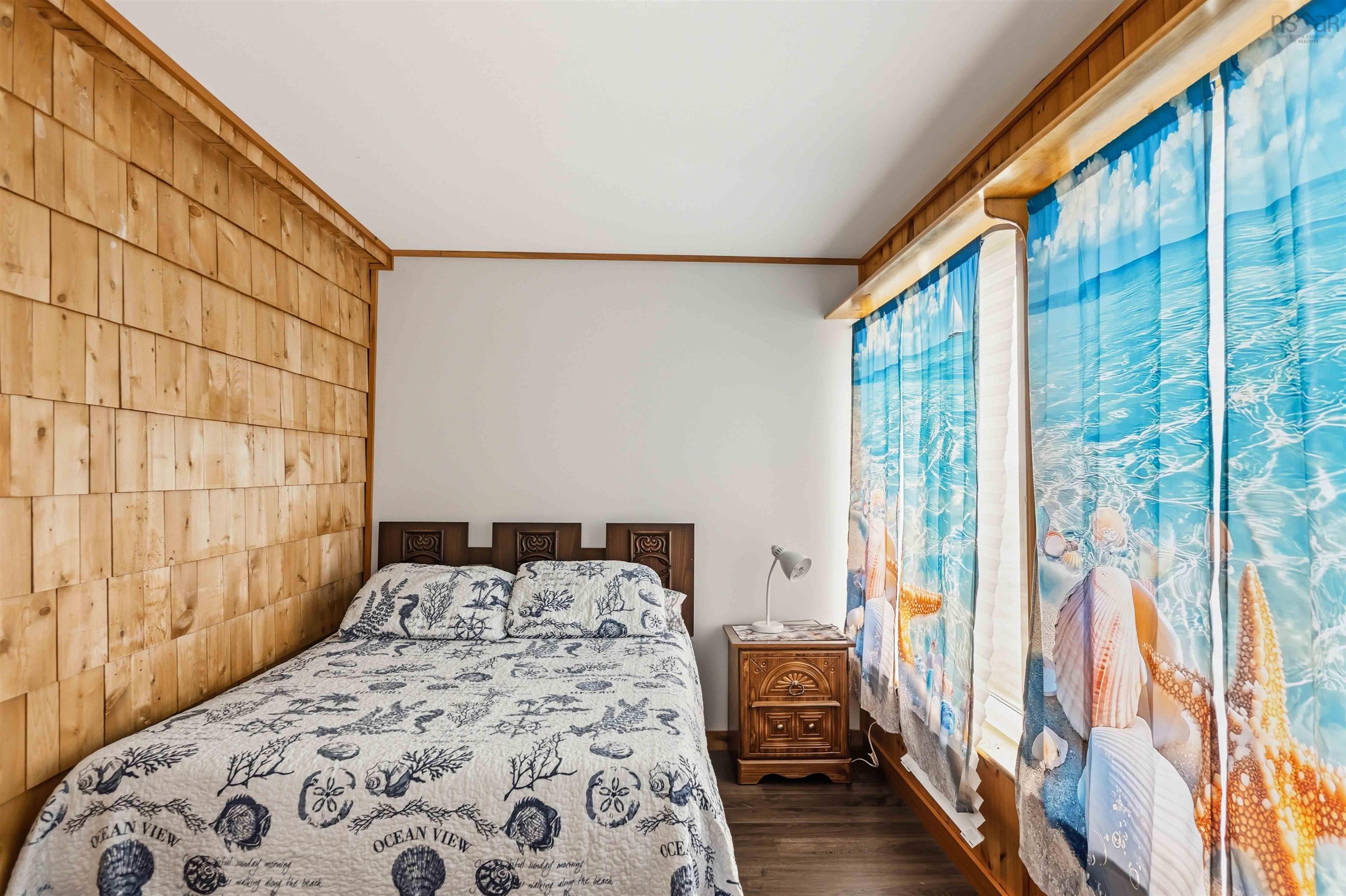 $700,000.00: 50 Whale Cove Road, Whale Cove