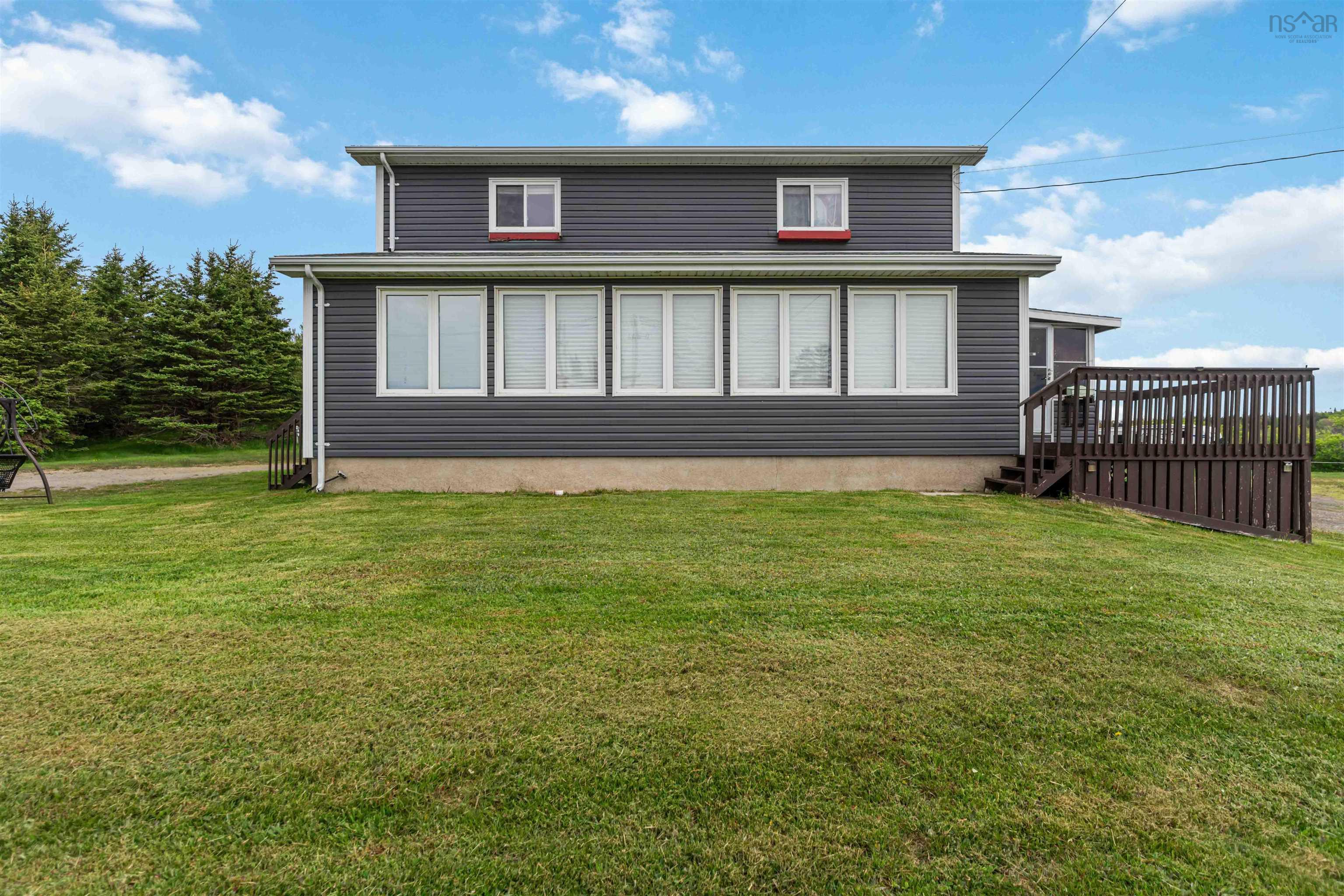 $700,000.00: 50 Whale Cove Road, Whale Cove