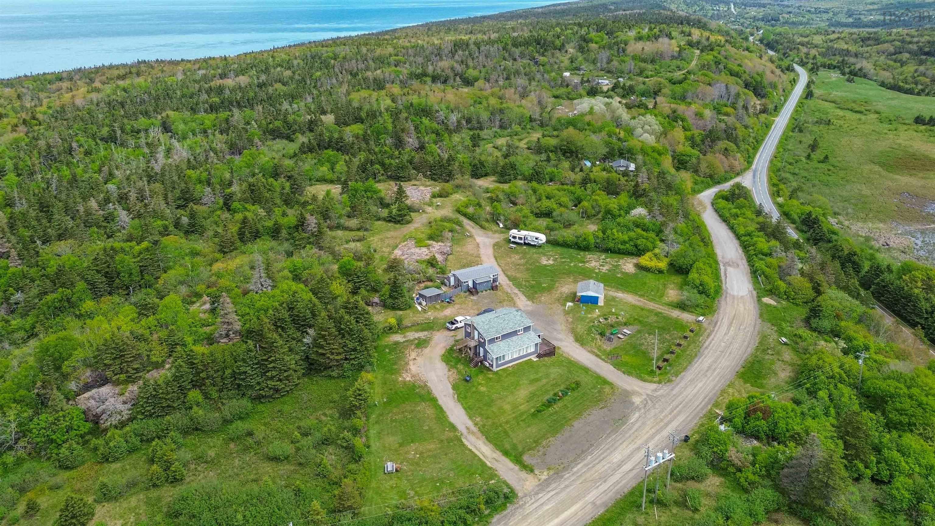 $700,000.00: 50 Whale Cove Road, Whale Cove