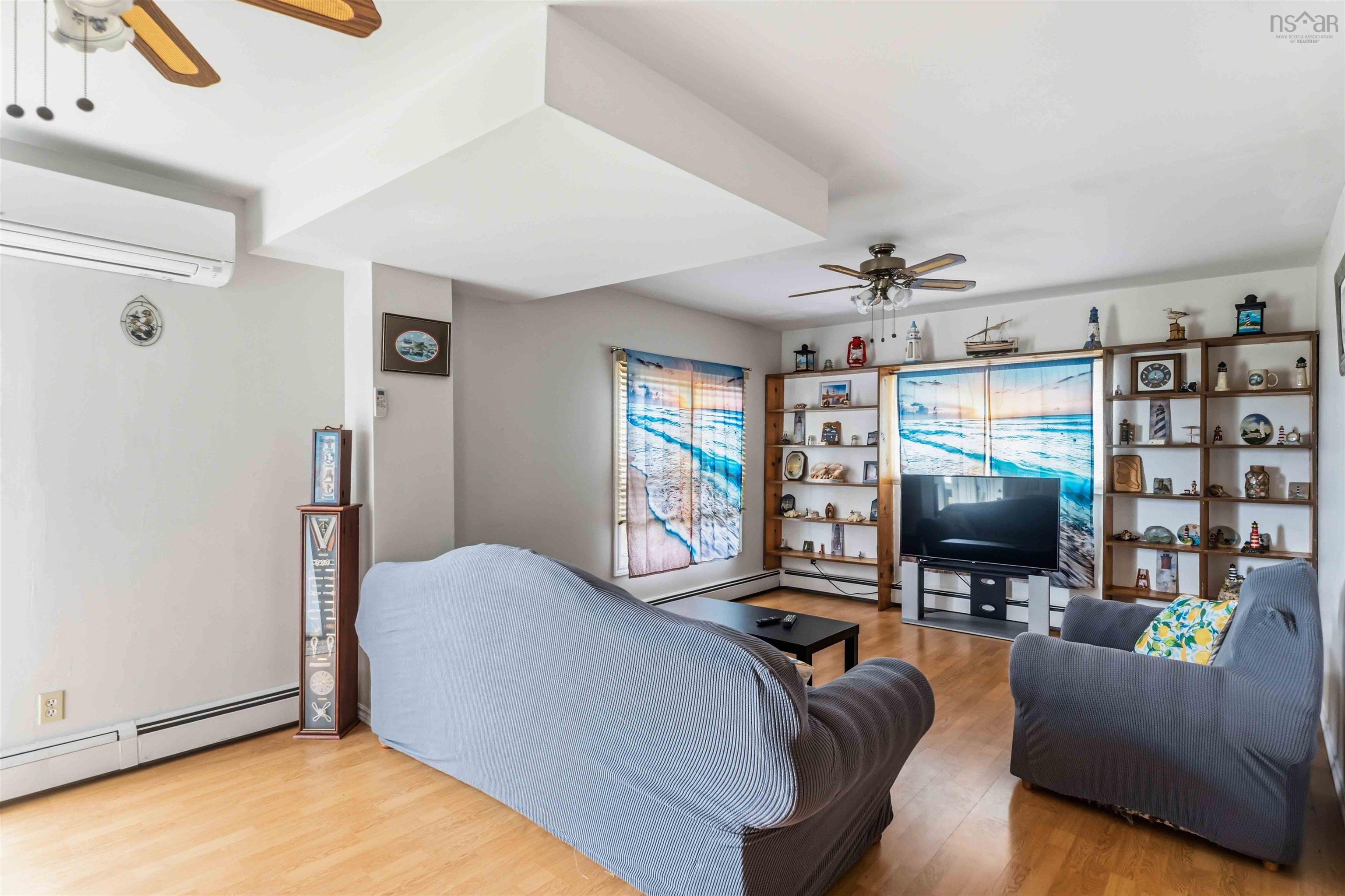 $700,000.00: 50 Whale Cove Road, Whale Cove