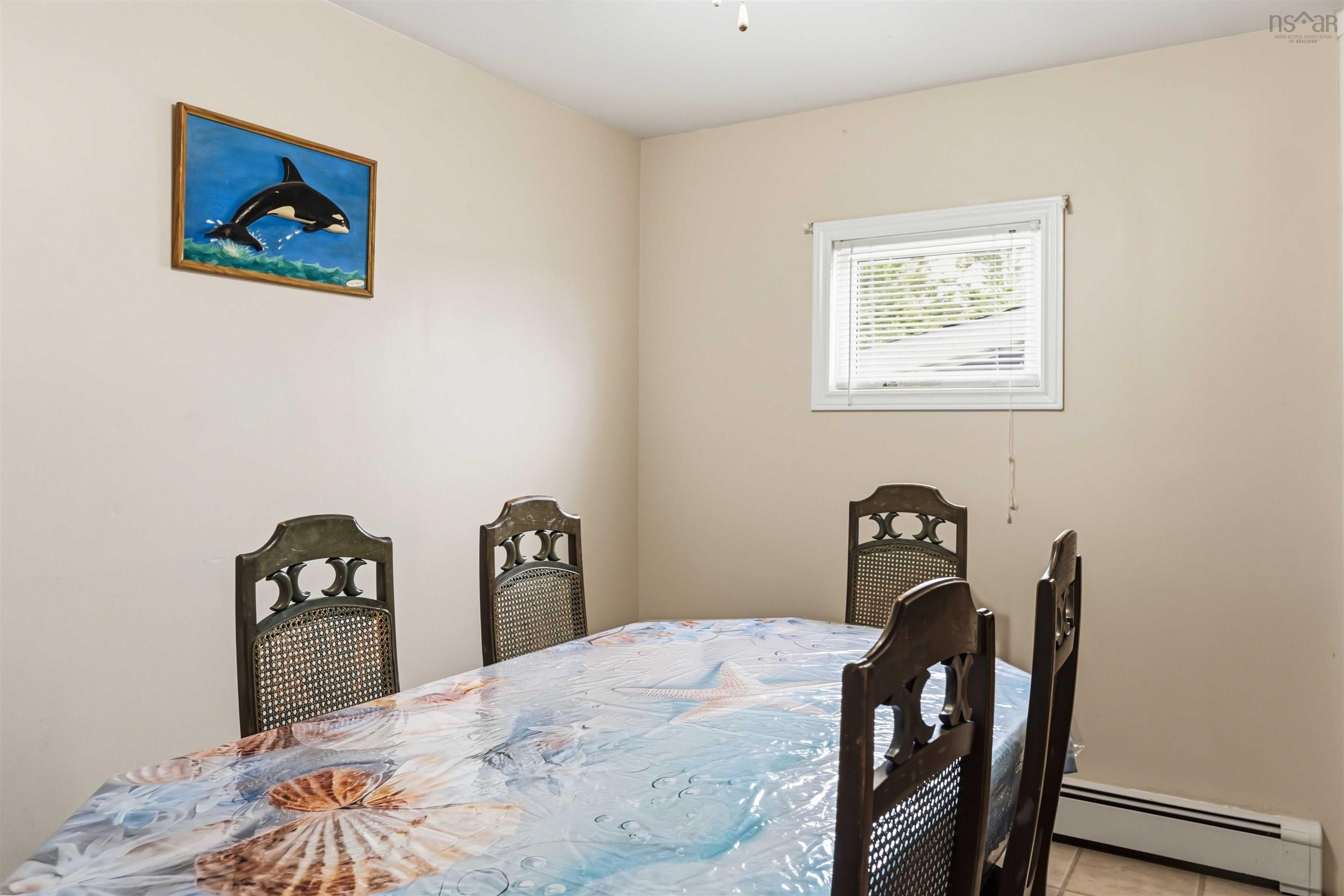 $700,000.00: 50 Whale Cove Road, Whale Cove