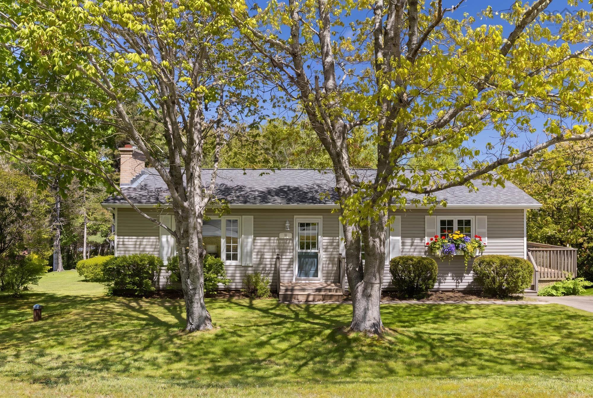$499,900.00: 9 Juniper Place, Upper Tantallon