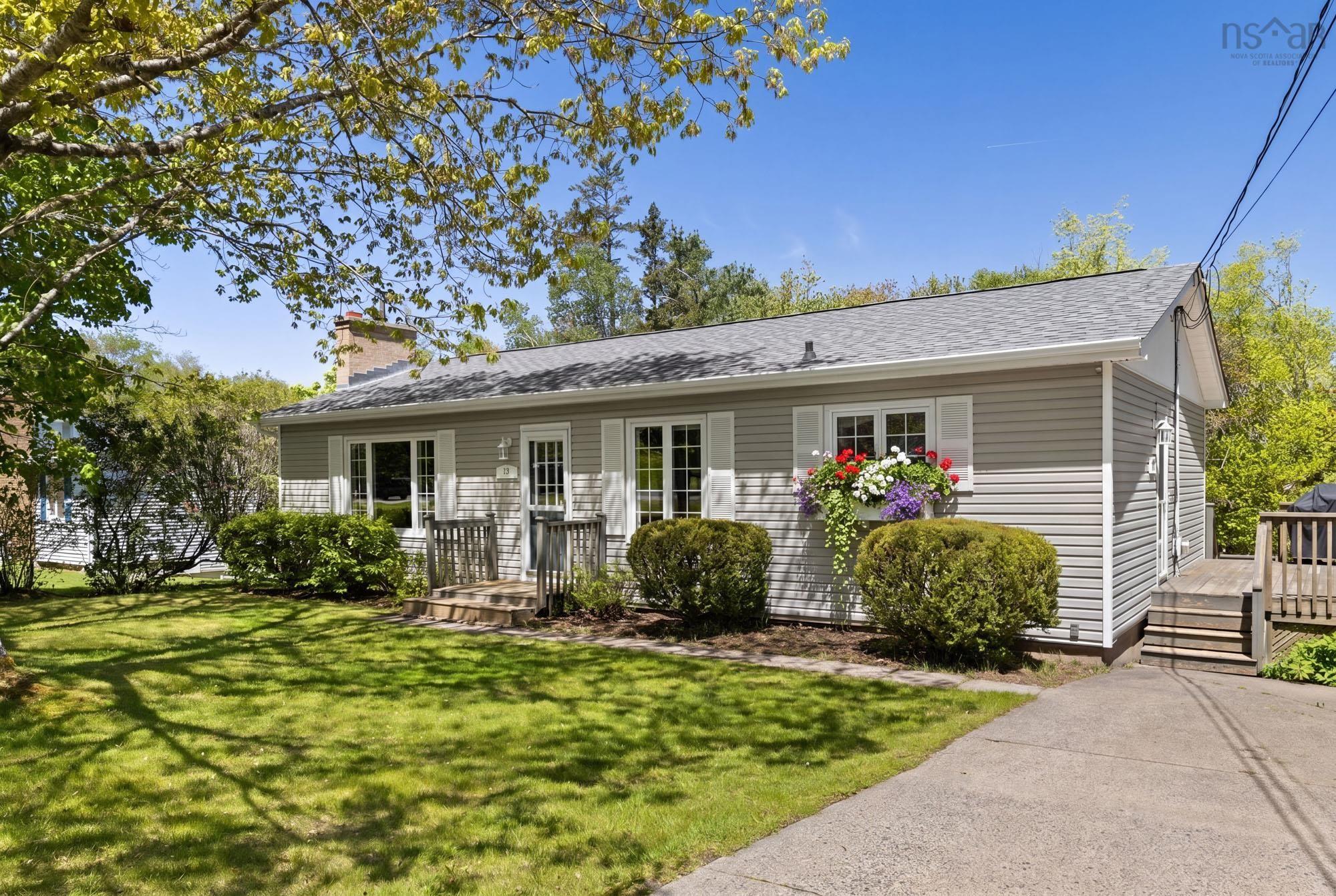 $499,900.00: 9 Juniper Place, Upper Tantallon