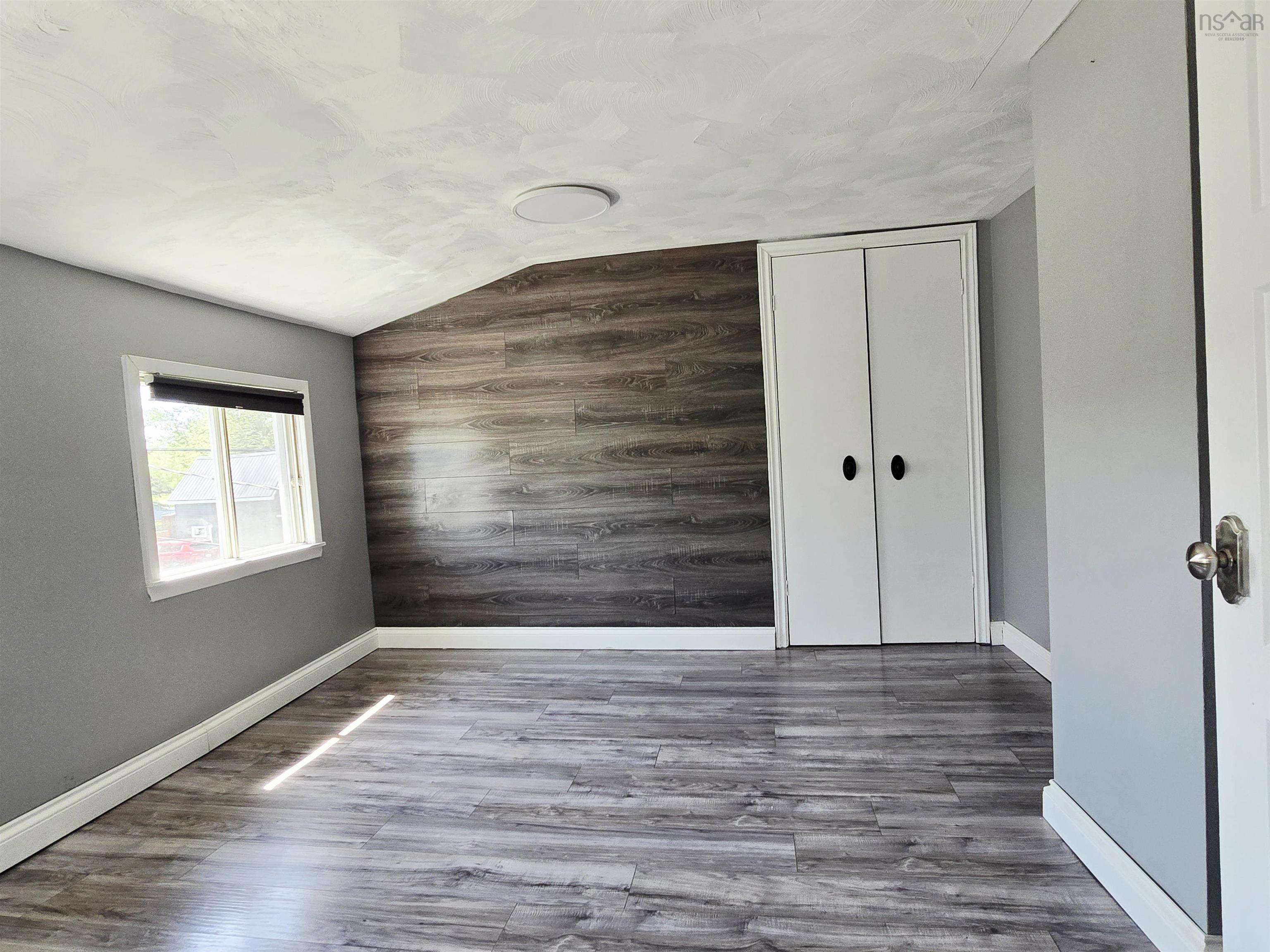 $199,999.00: 337 Tremont Street, New Glasgow