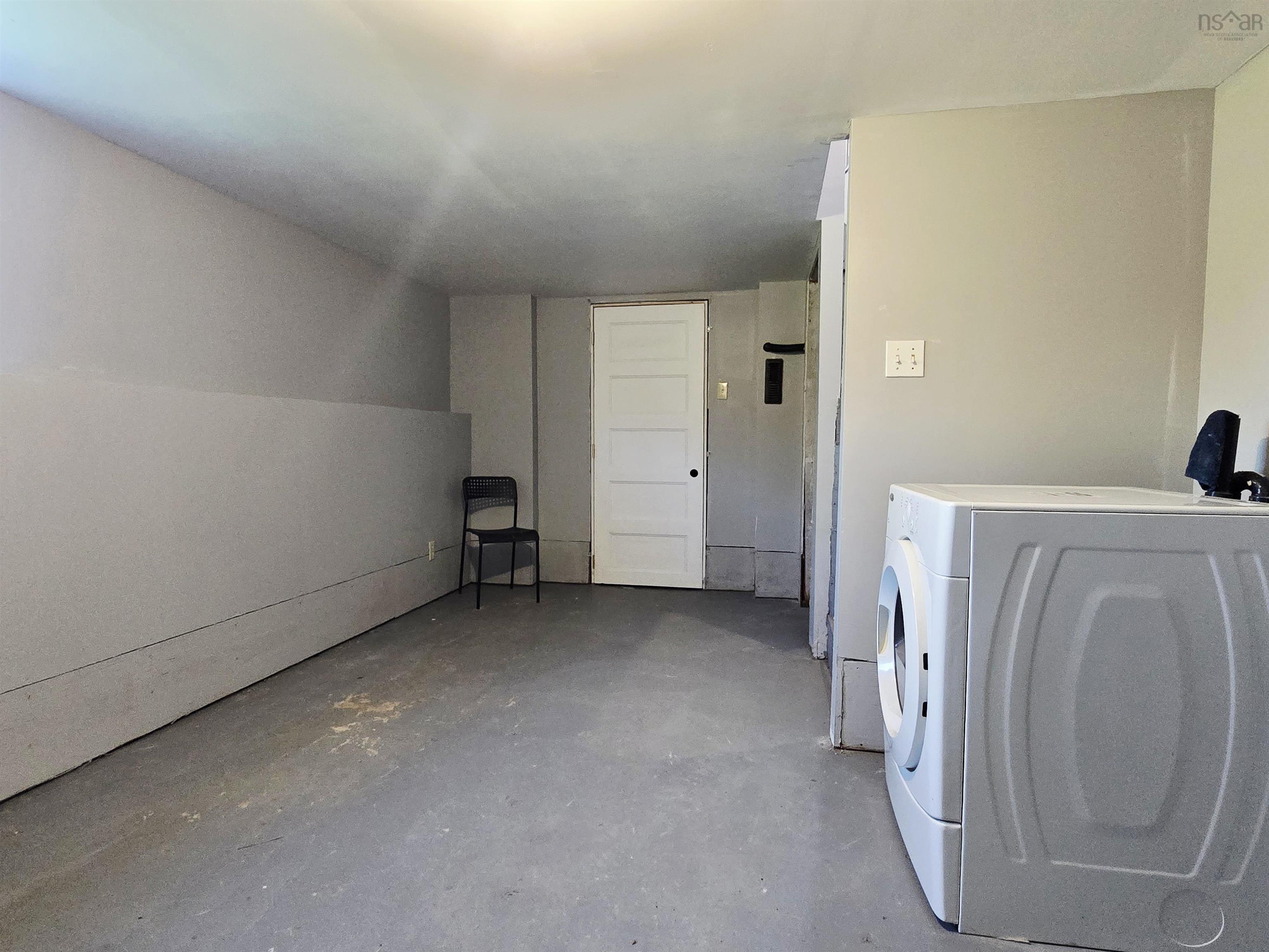 $199,999.00: 337 Tremont Street, New Glasgow