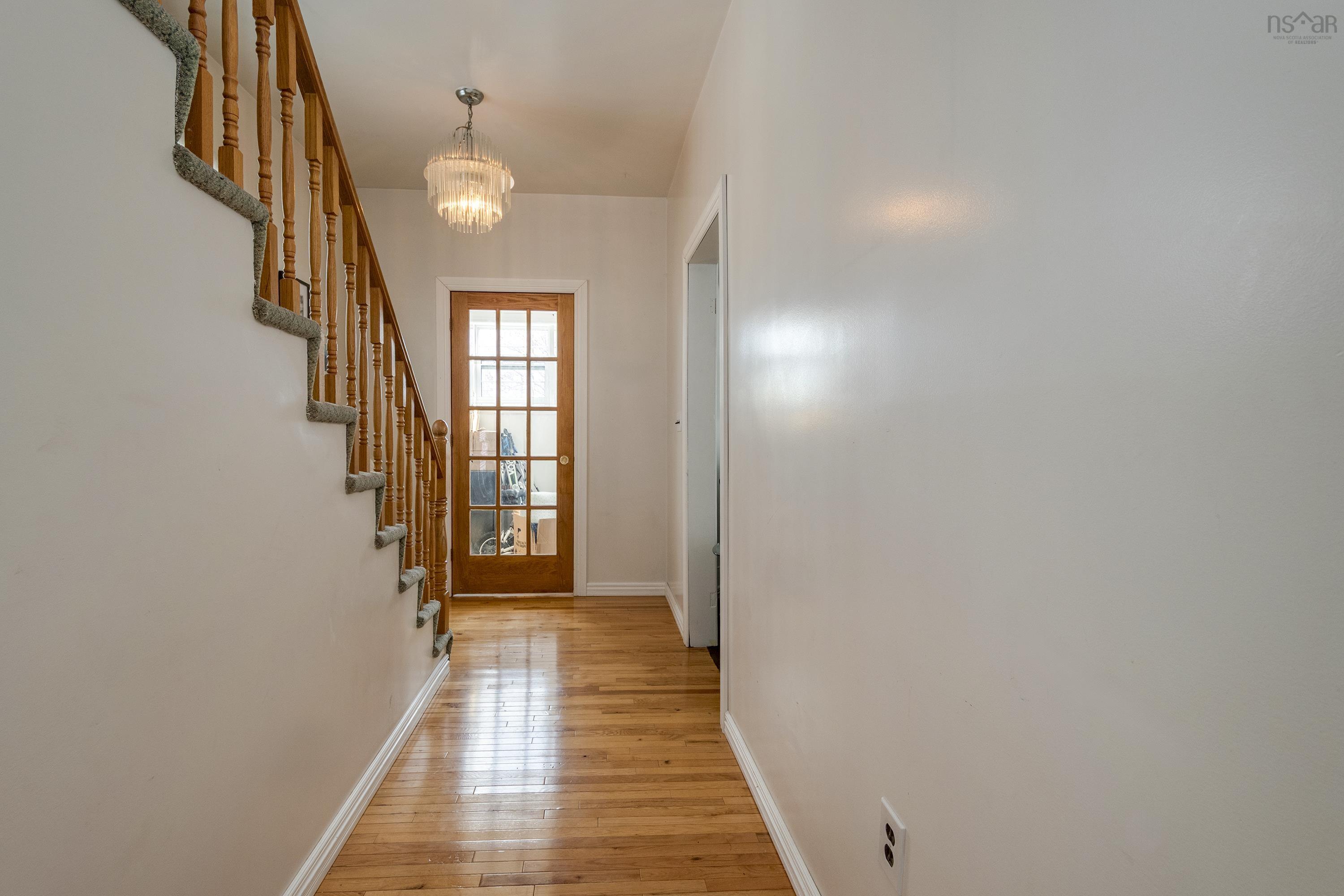 $425,000.00: 102 North Foord Street, Stellarton