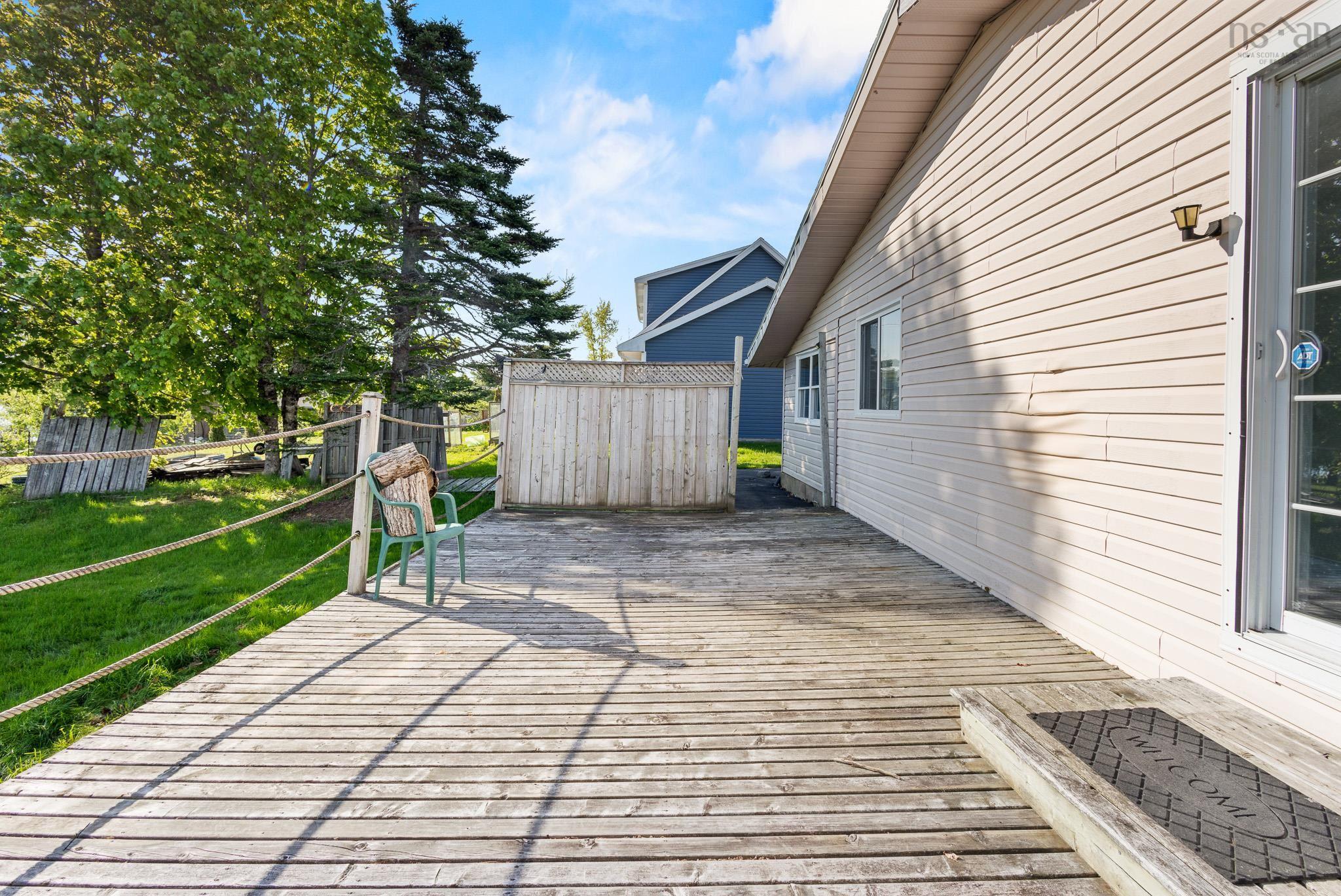 $469,900.00: 2883 Sackville Drive, Upper Sackville