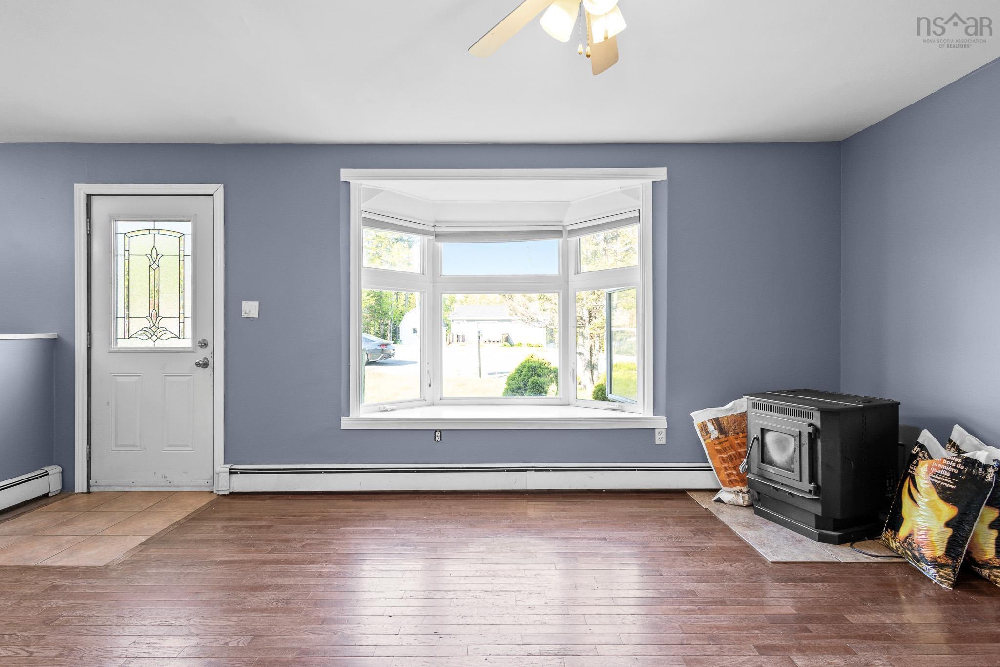 $469,900.00: 2883 Sackville Drive, Upper Sackville